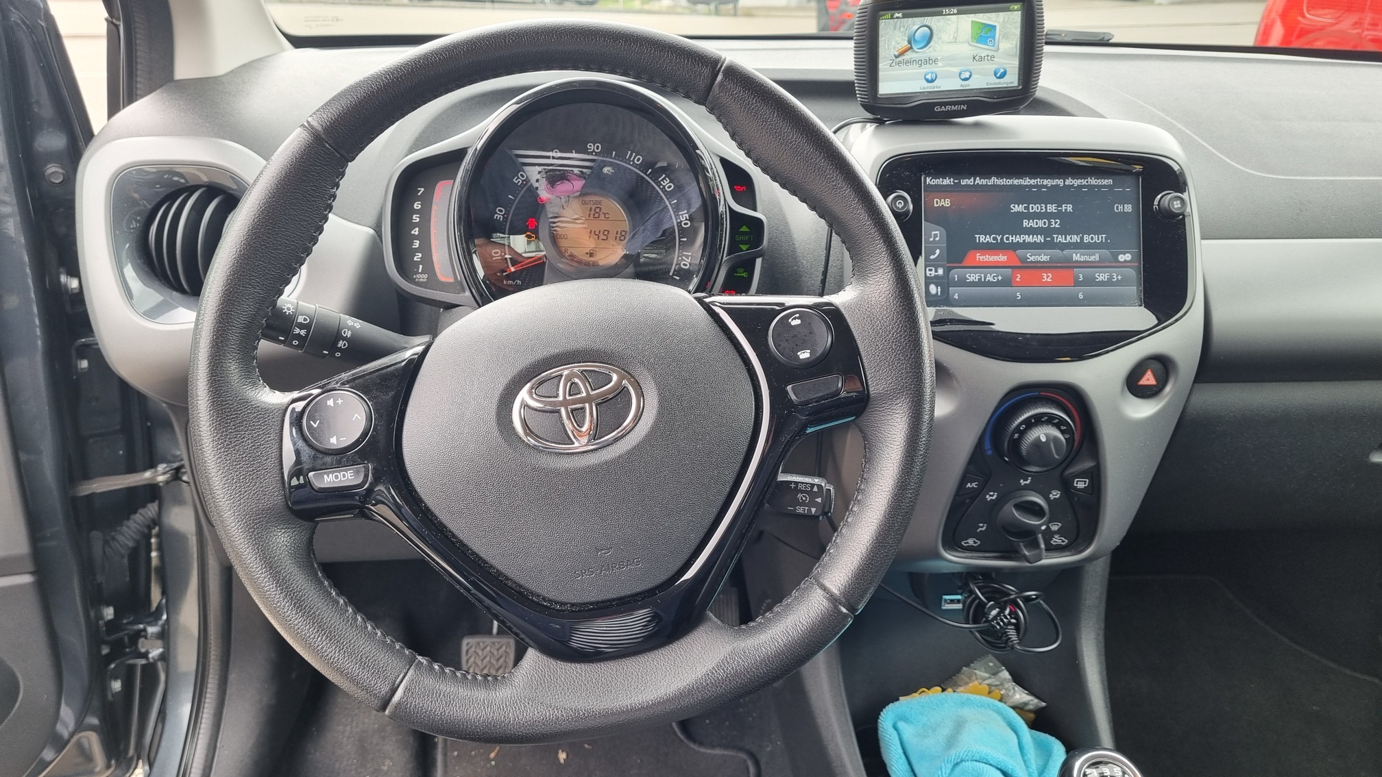 TOYOTA Aygo 1.0 — zdjęcie 14
