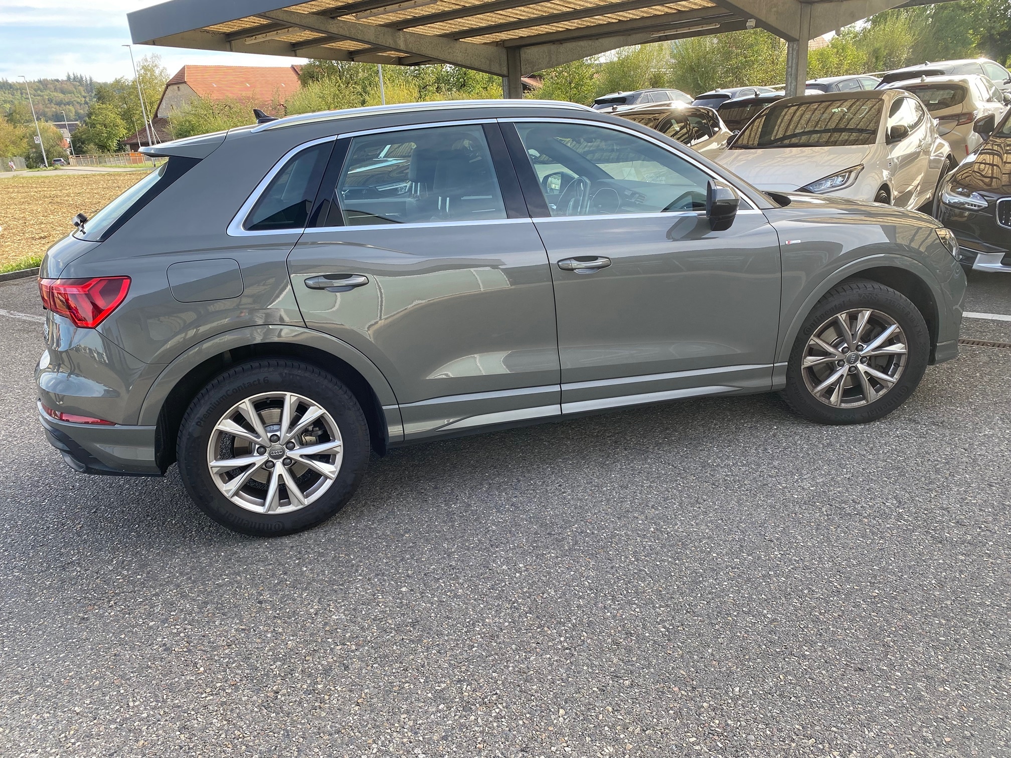 AUDI Q3 40 TFSI Quattro S-line — zdjęcie 6