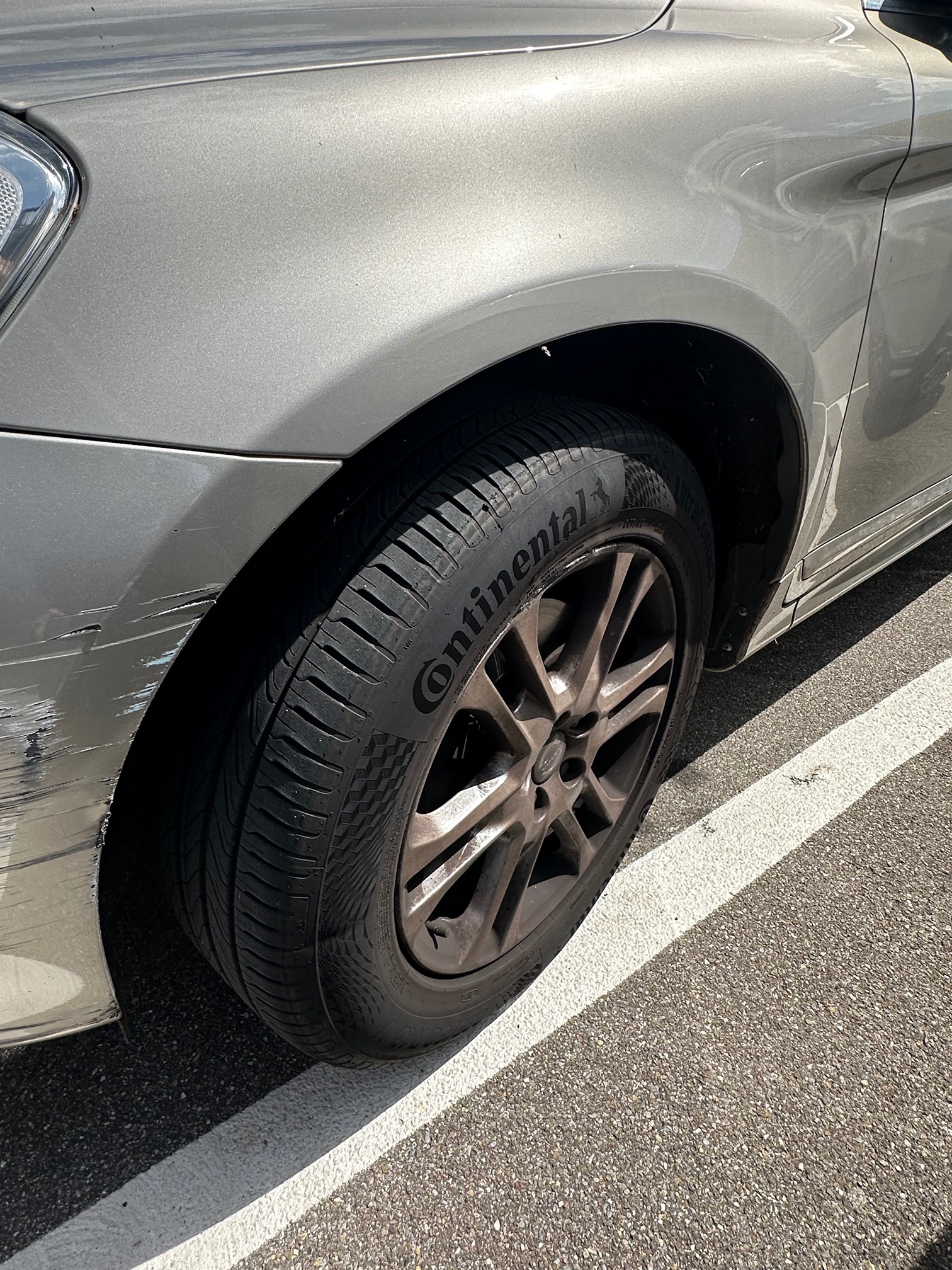 VOLVO XC60 D5 AWD — zdjęcie 6