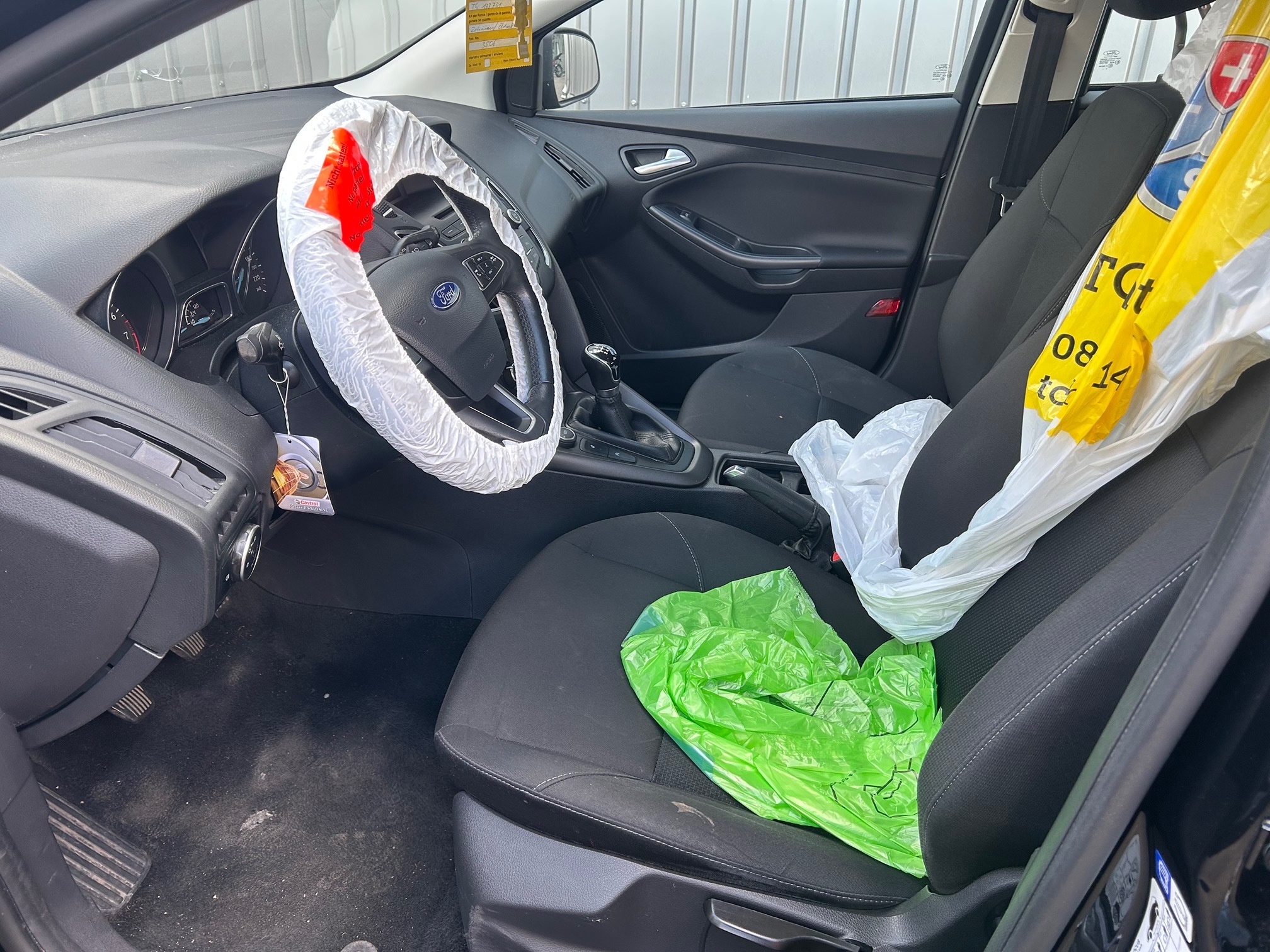 FORD Focus 1.0SCTi ECO — zdjęcie 13