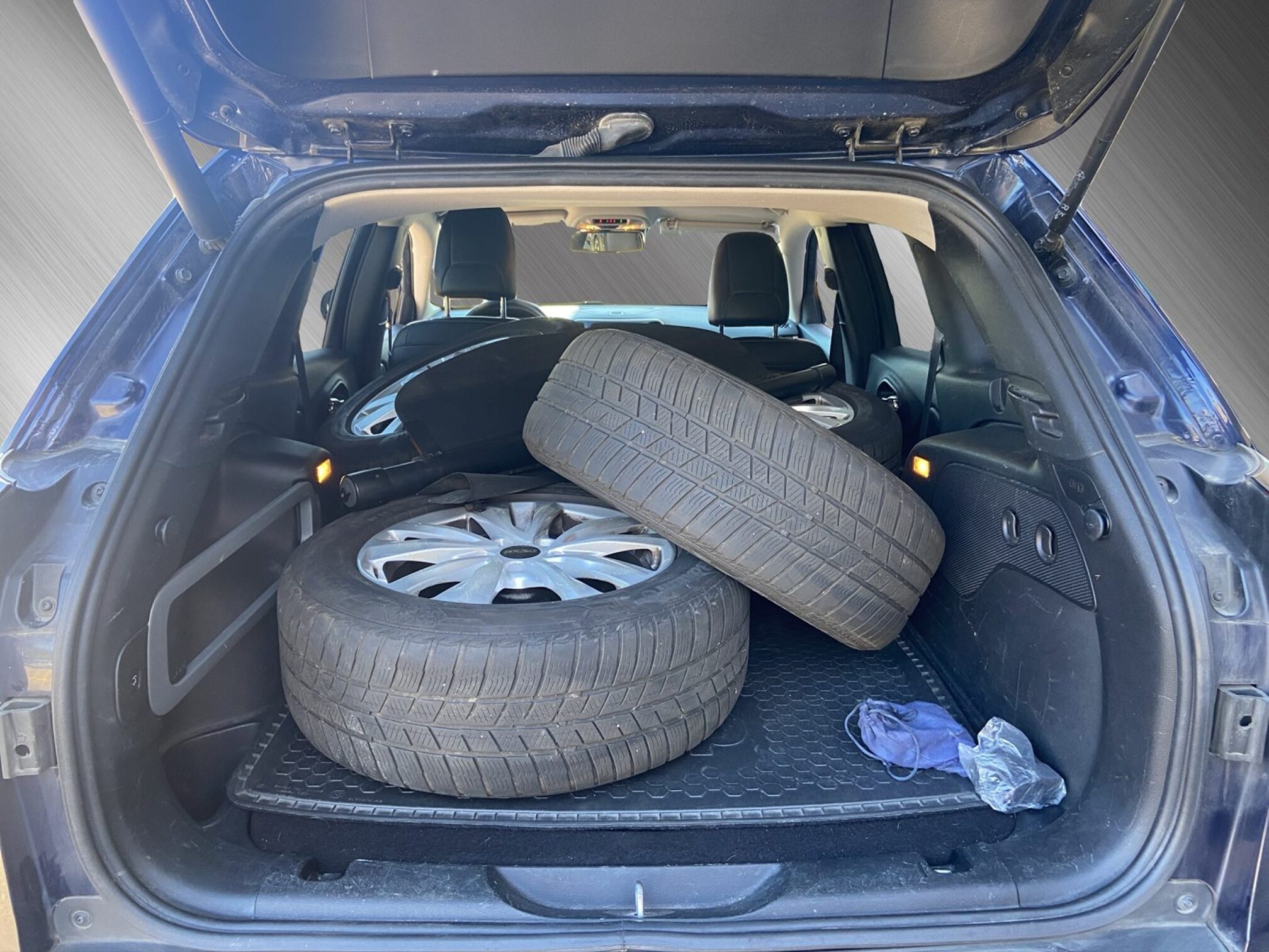 JEEP Cherokee 2.2 TD Limited — zdjęcie 6