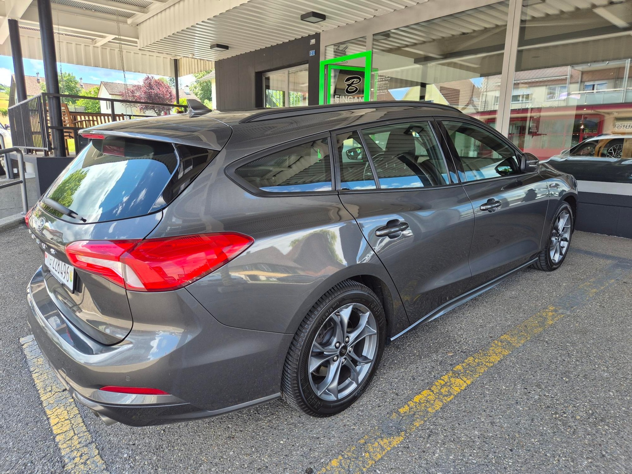 FORD Focus 1.0 SCTi ST-Line — zdjęcie 4