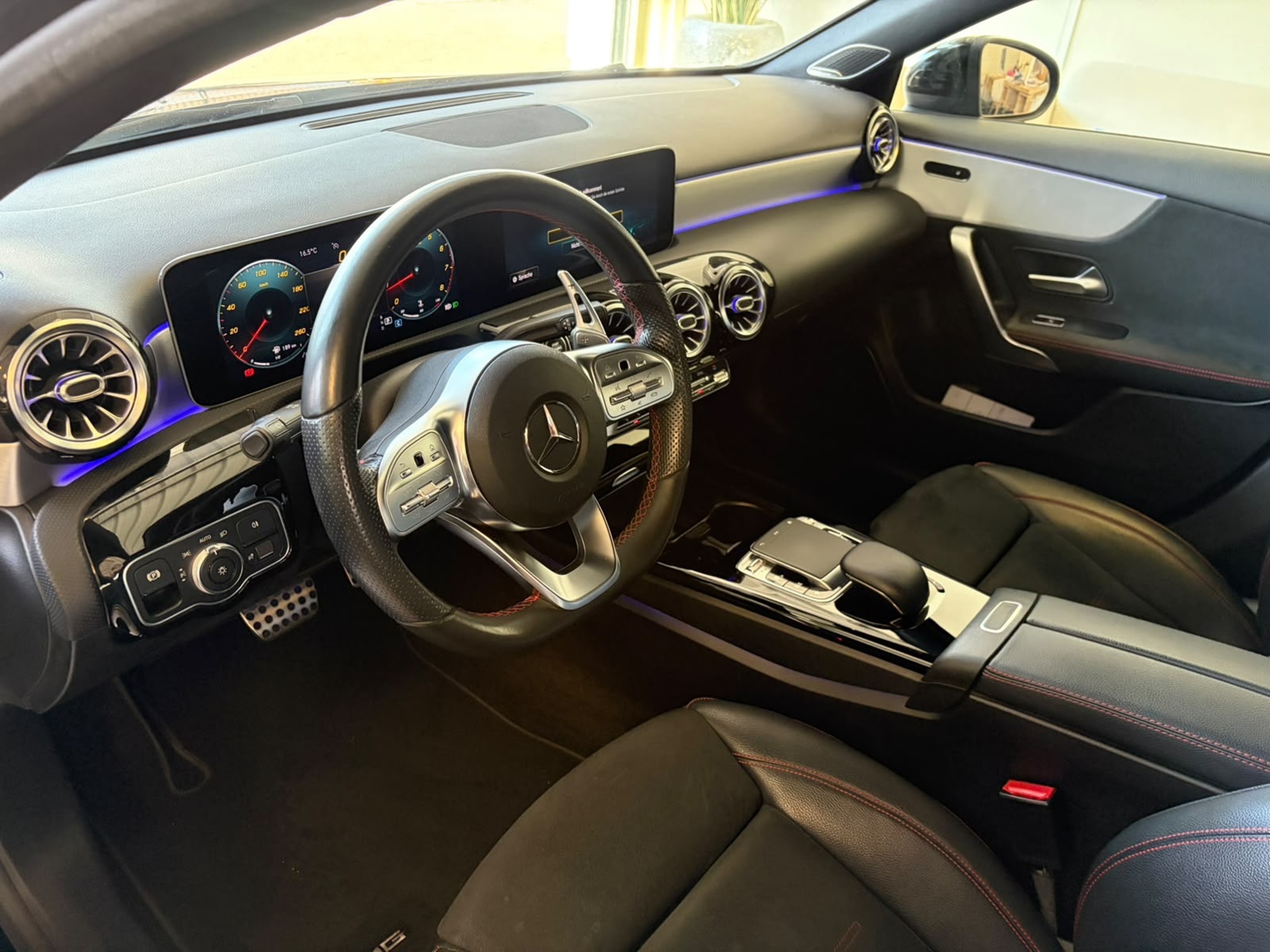 MERCEDES-BENZ A 200 — zdjęcie 13