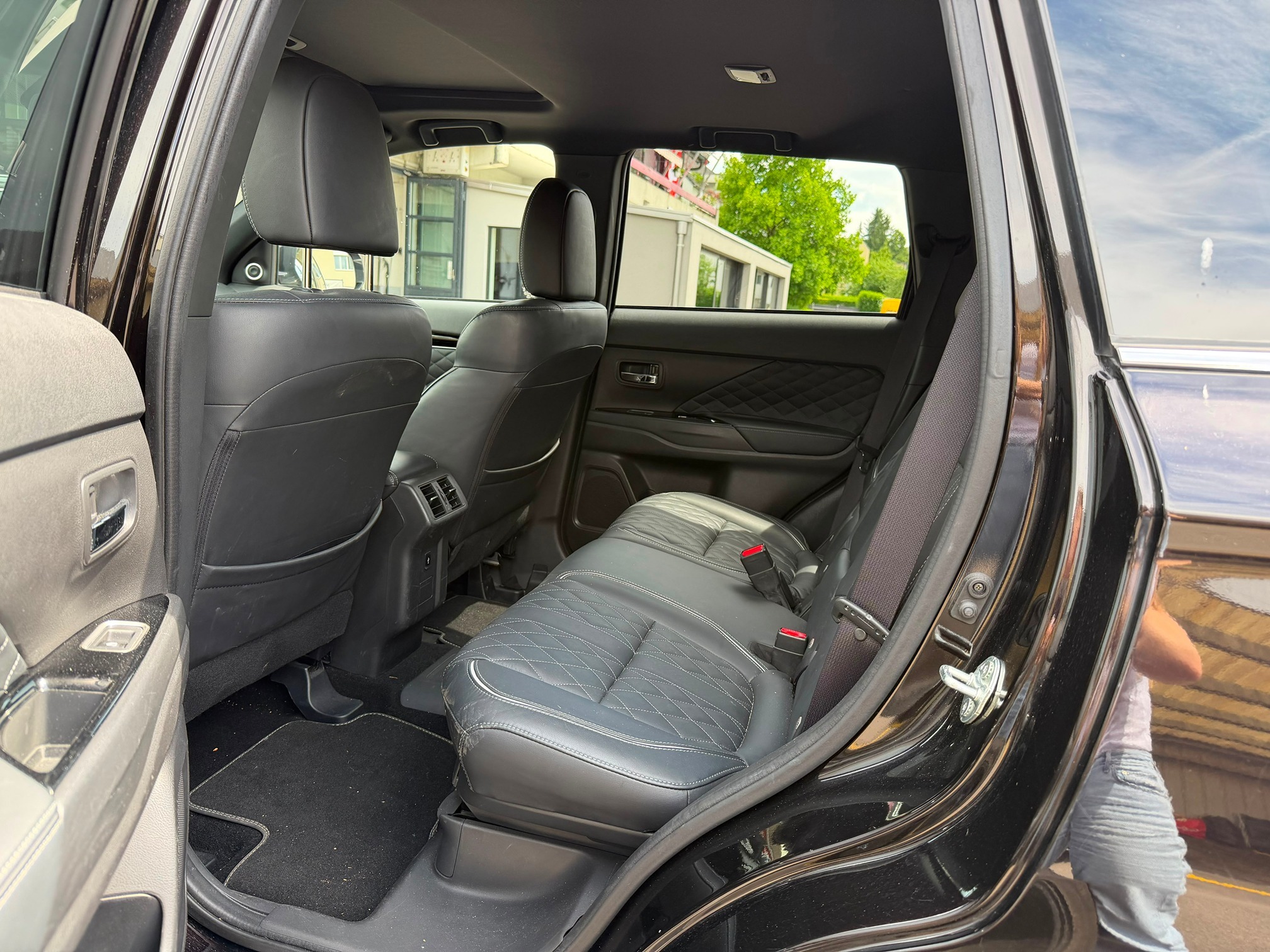 MITSUBISHI Outland. PHEV S — zdjęcie 12