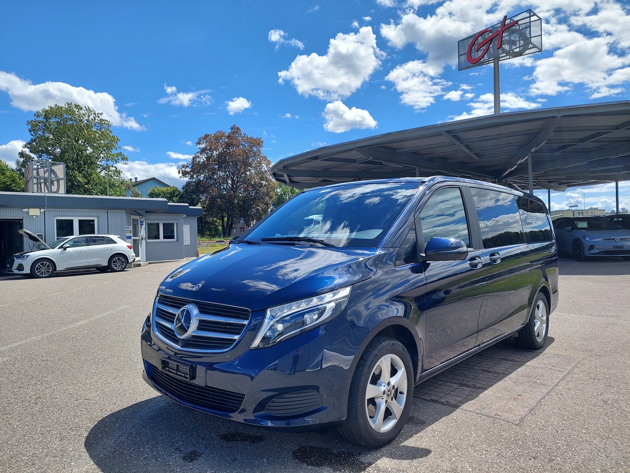 MERCEDES-BENZ V250 4Matic  — zdjęcie 1