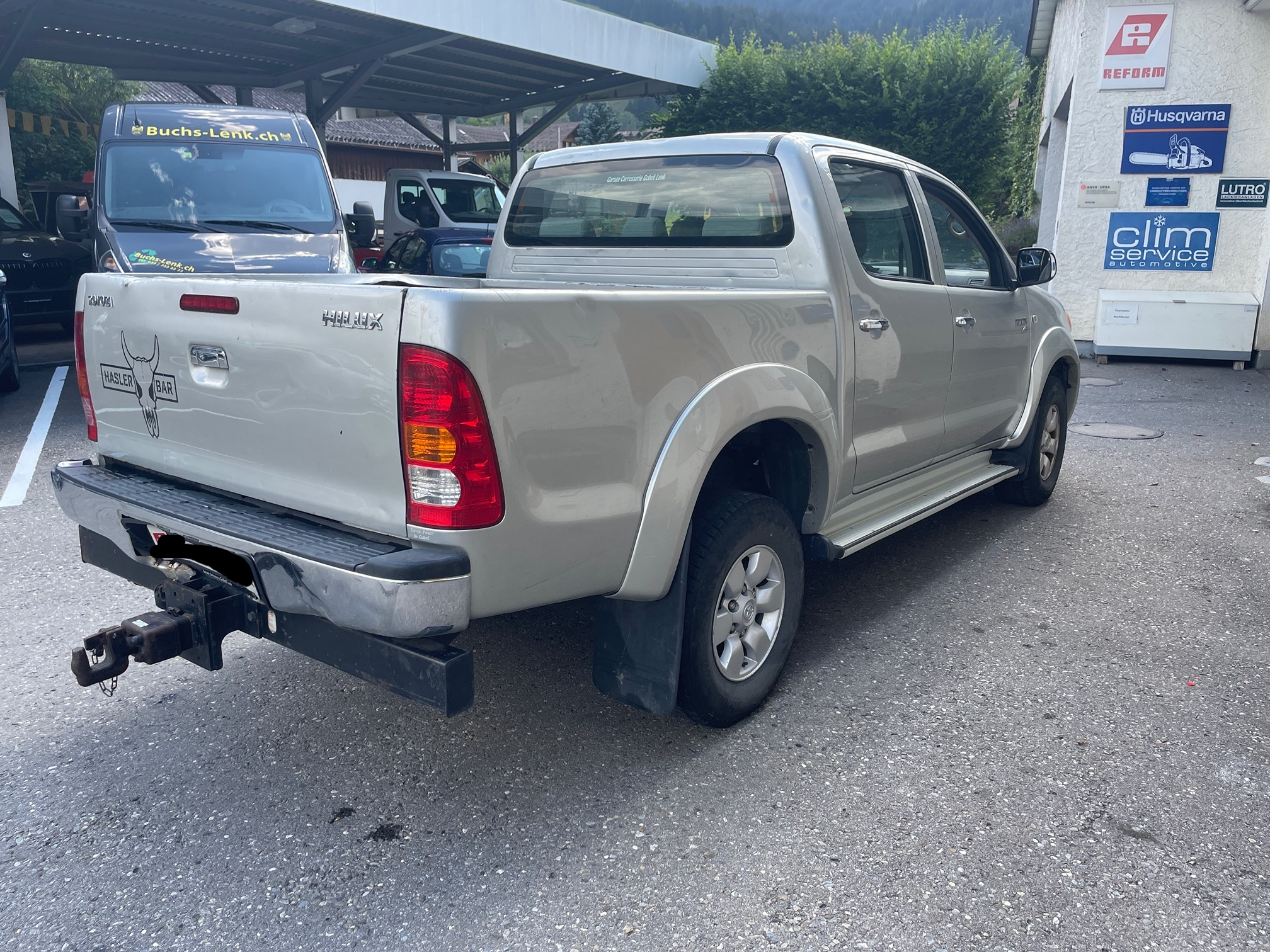 TOYOTA Hilux 4WD D-4D — zdjęcie 3