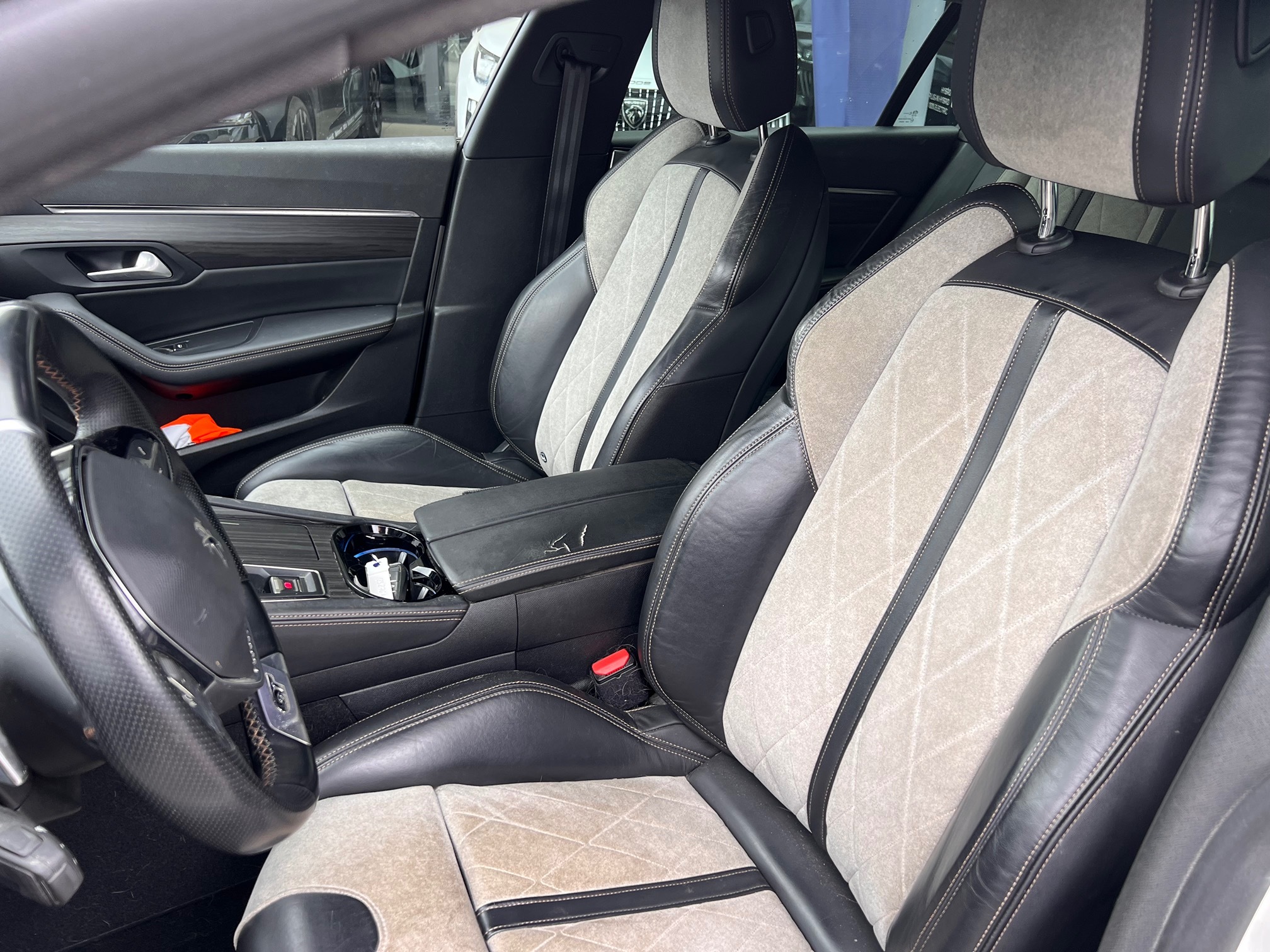 PEUGEOT 508 1.6i Hybrid — zdjęcie 9