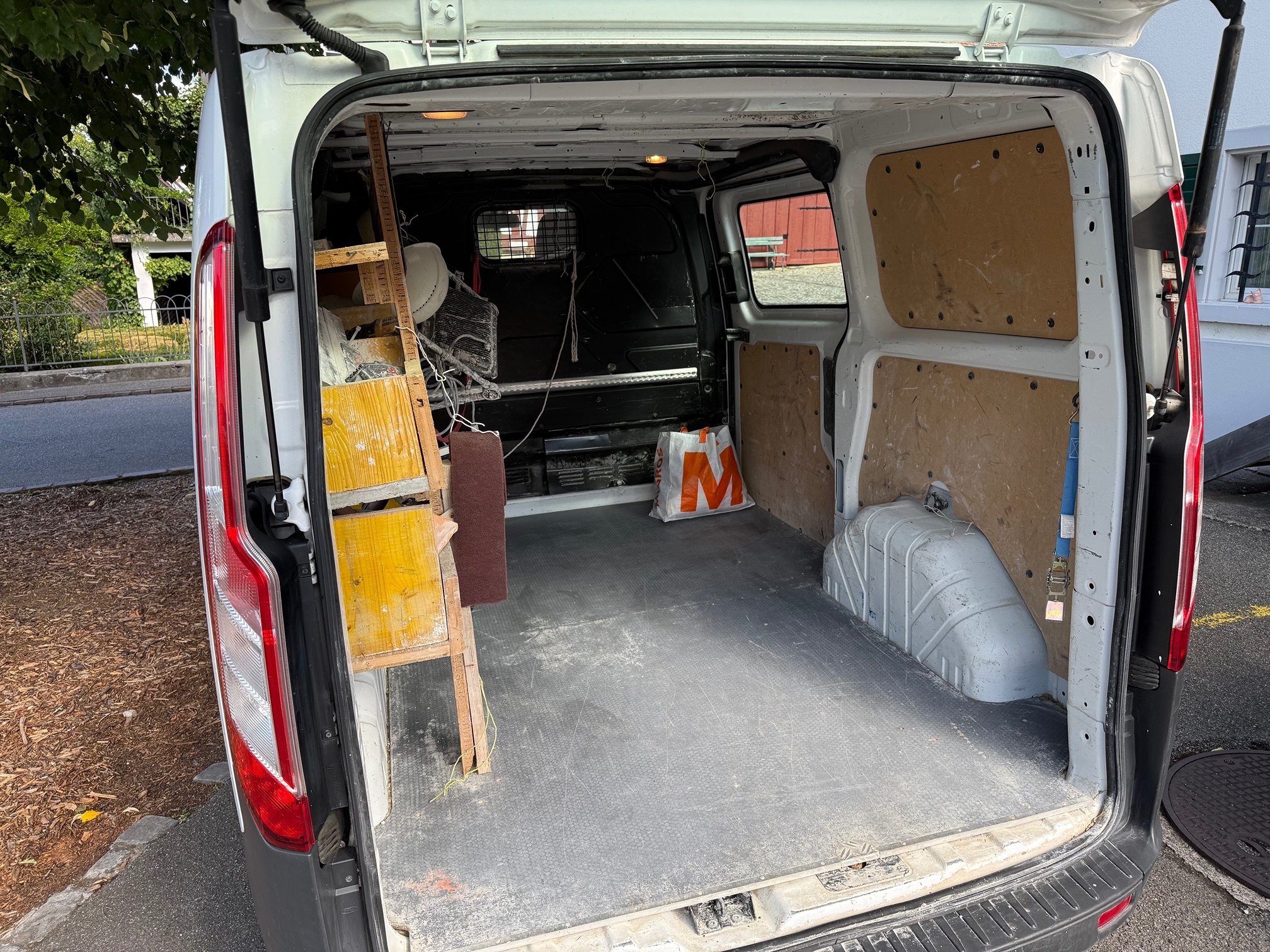 FORD Transit Custom — zdjęcie 8