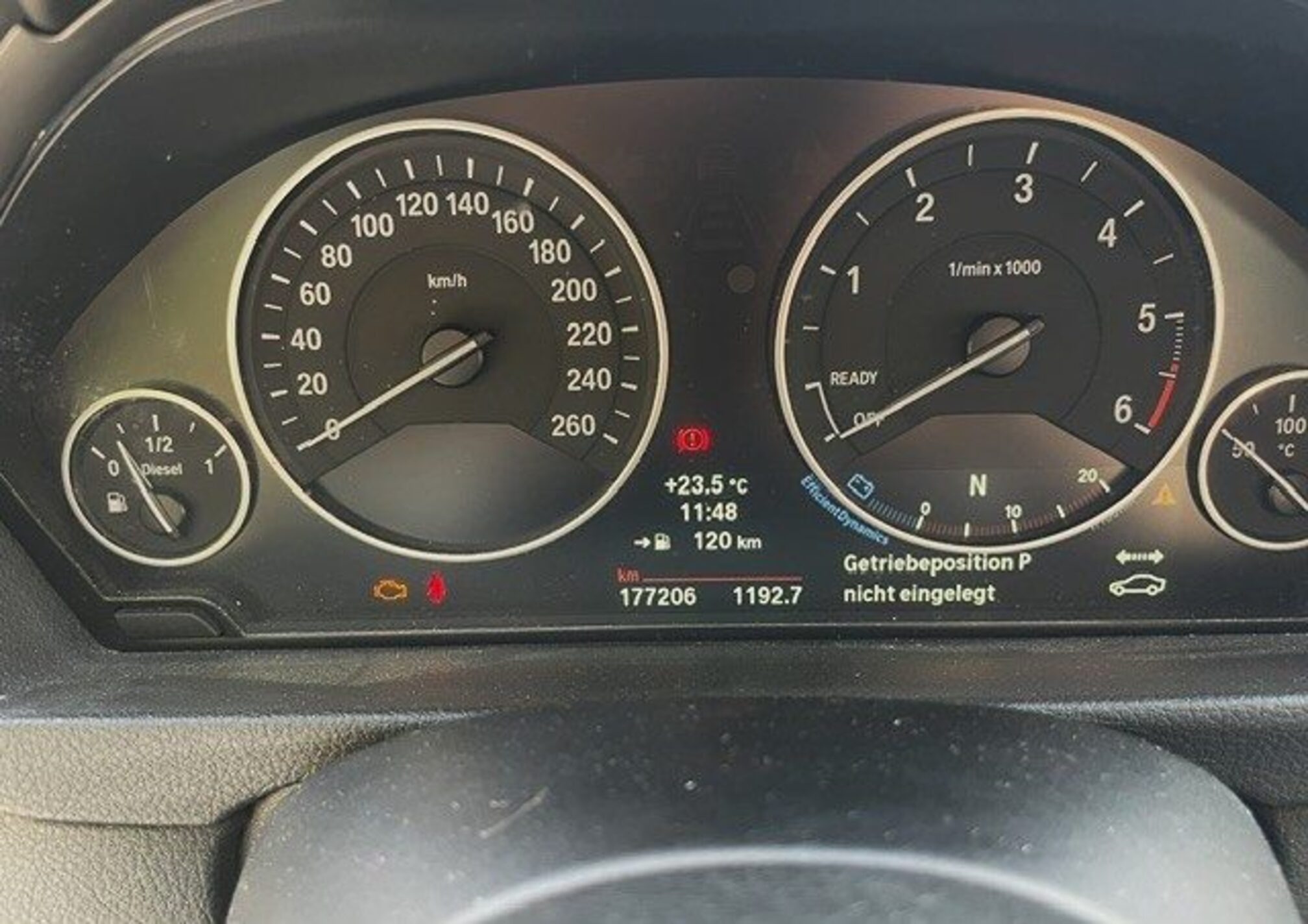 BMW 320d xDrive  — zdjęcie 5