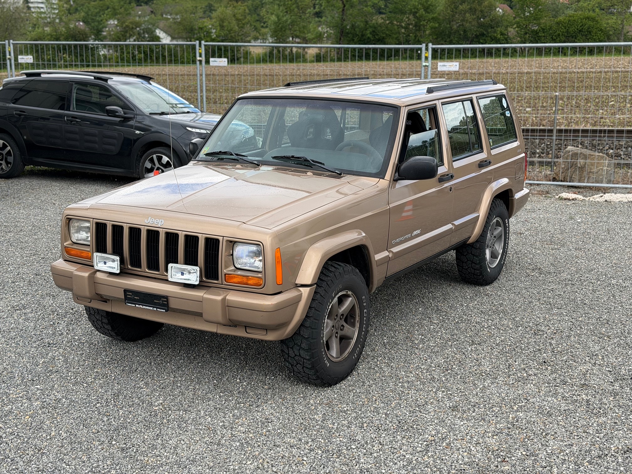 JEEP Cherokee 4.0 — zdjęcie 1