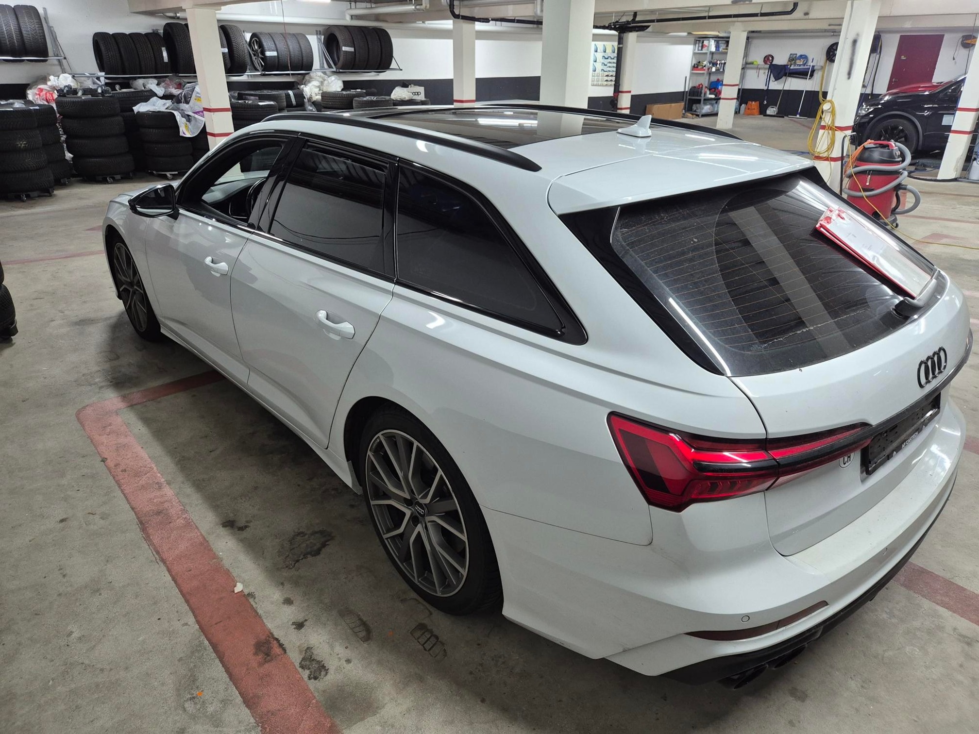 AUDI S6 Avant 3.0  — zdjęcie 3