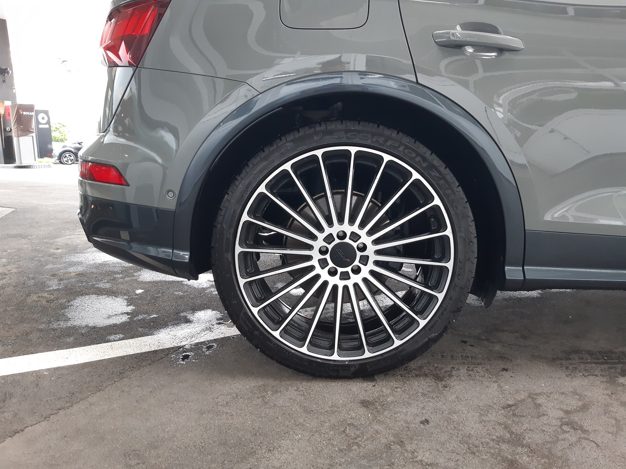 AUDI SQ5 TFSI — zdjęcie 10