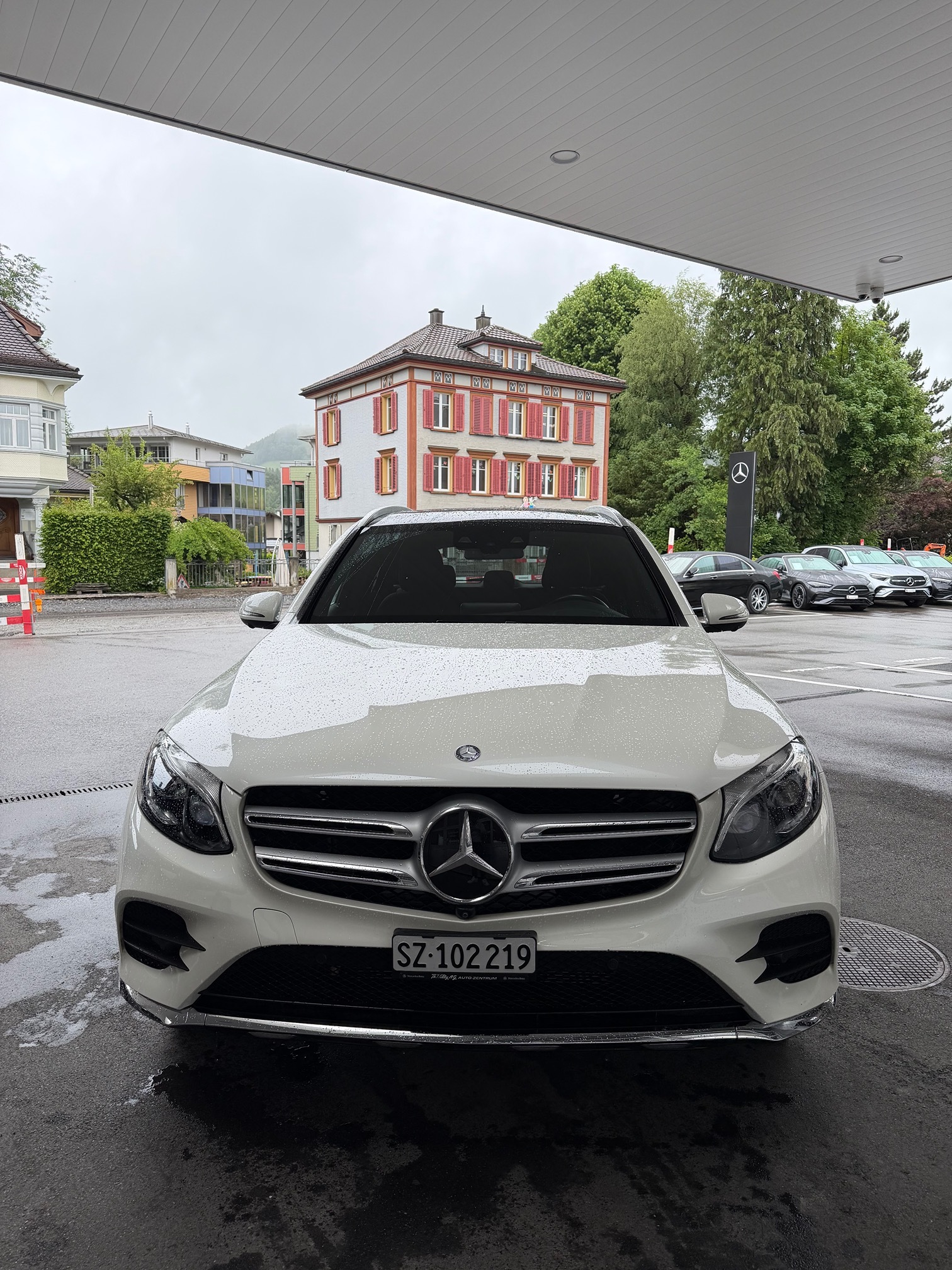 MERCEDES-BENZ GLC 350e — zdjęcie 2