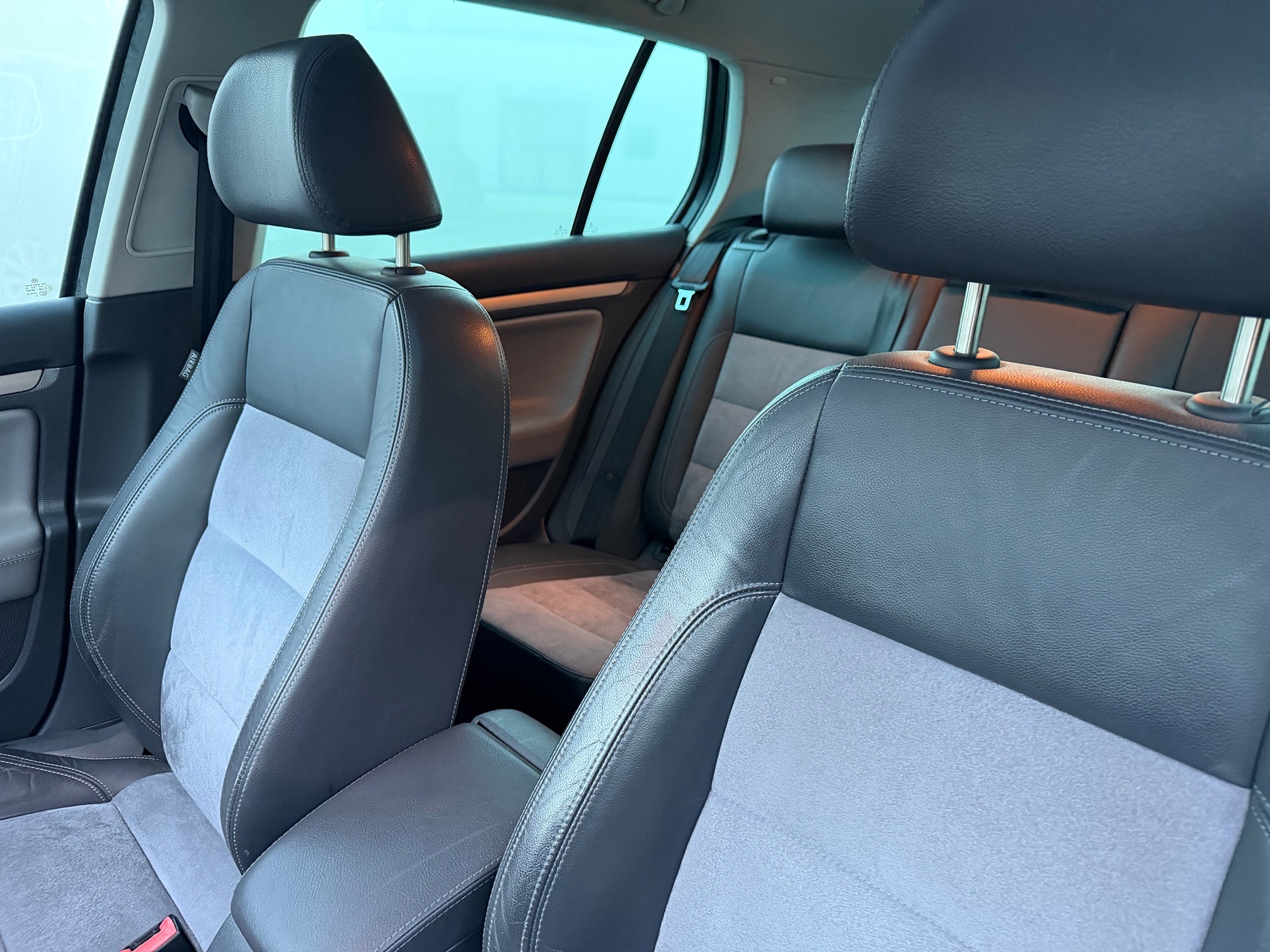 VW Golf TDI 4Motion — zdjęcie 14