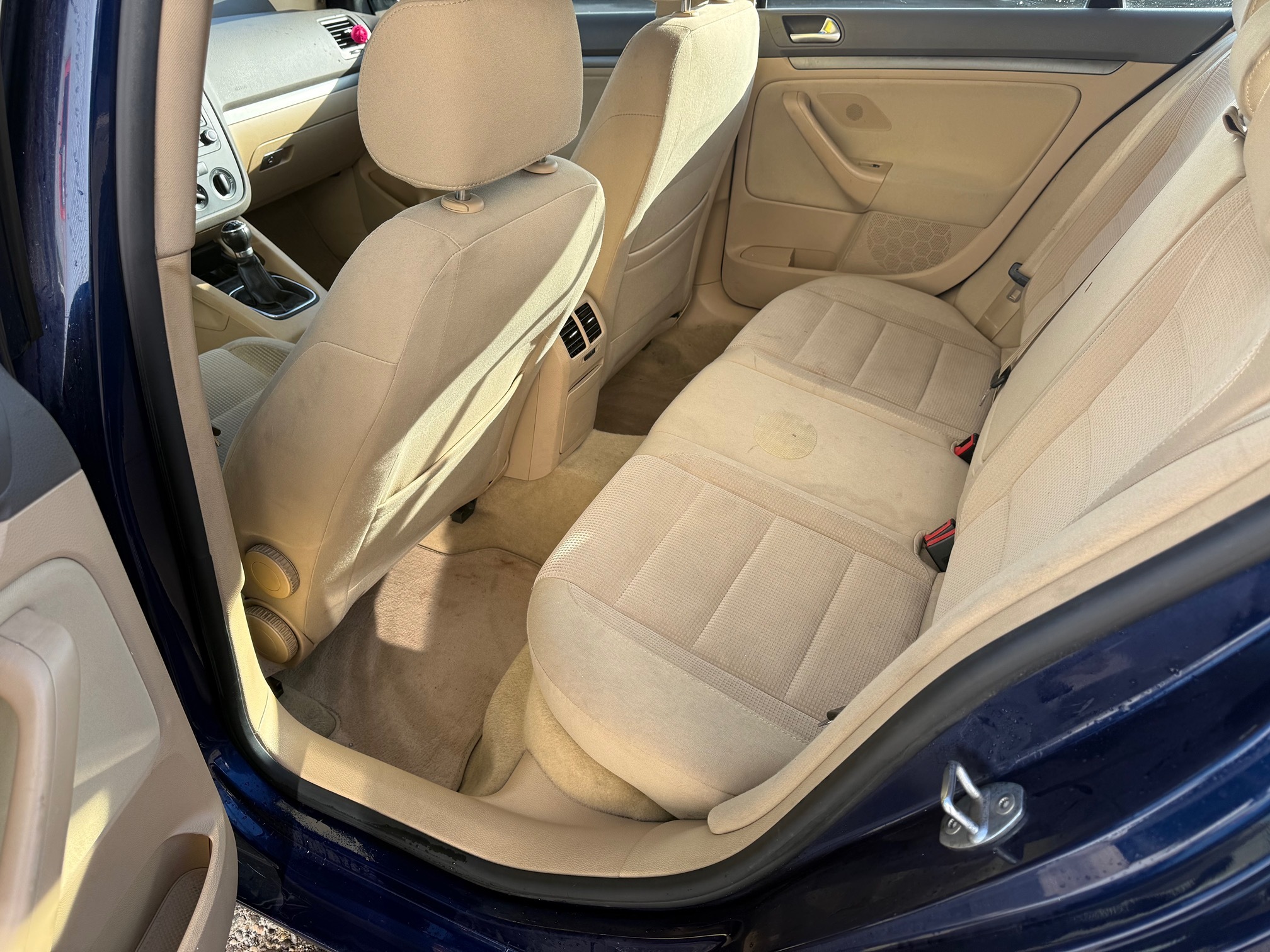 VW Jetta 2.0FSI — zdjęcie 14