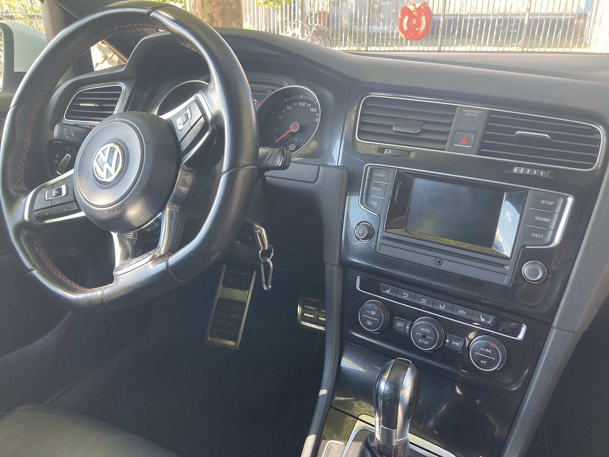VW GOLF VII 2.0 TSI GTI 3-Türer — zdjęcie 11