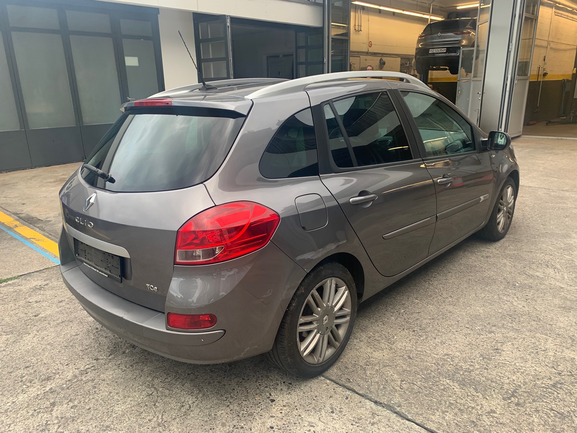 RENAULT Clio 1.2 100 — zdjęcie 5