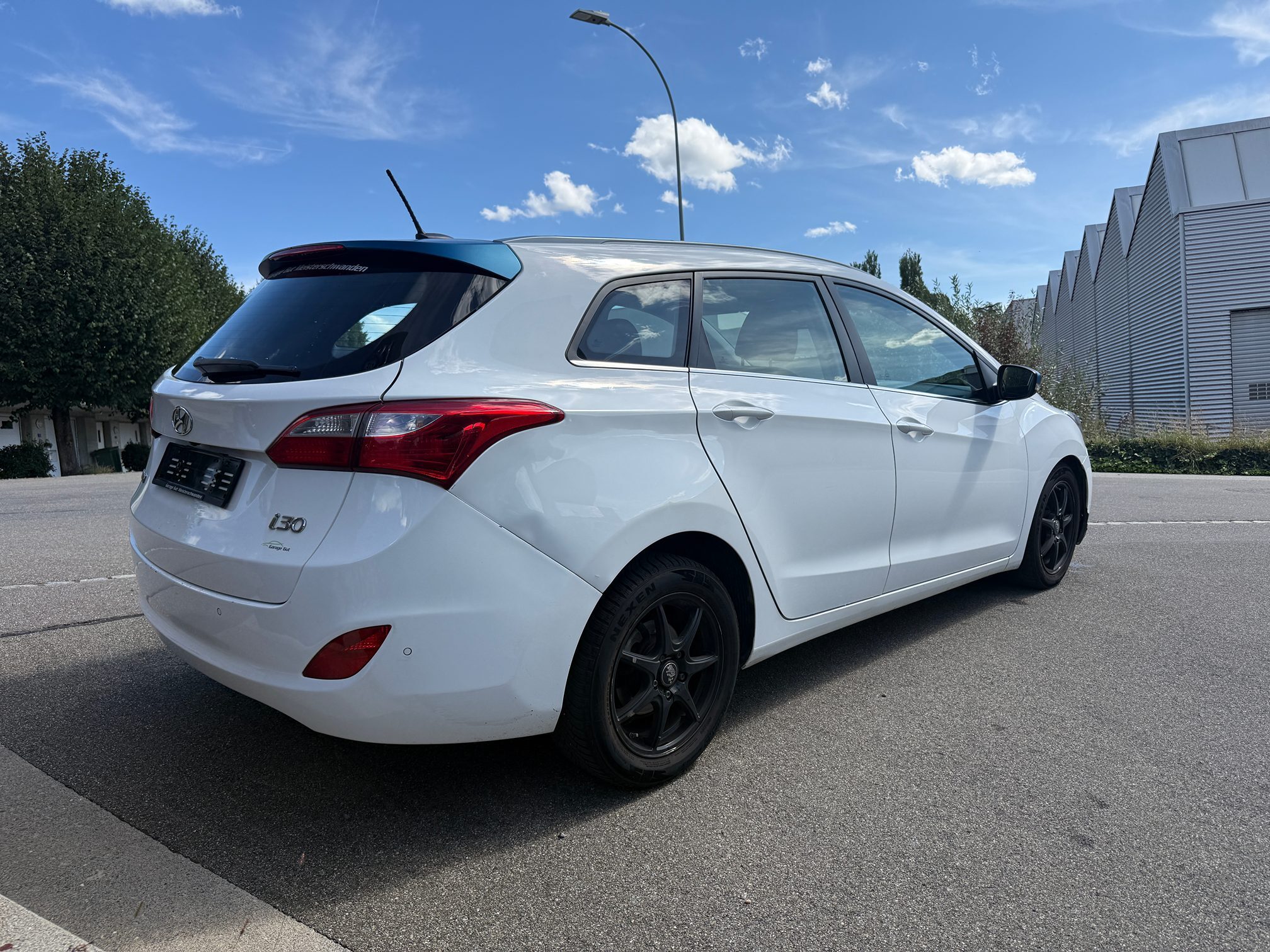 HYUNDAI i30 1.6 CRDI ISG — zdjęcie 4