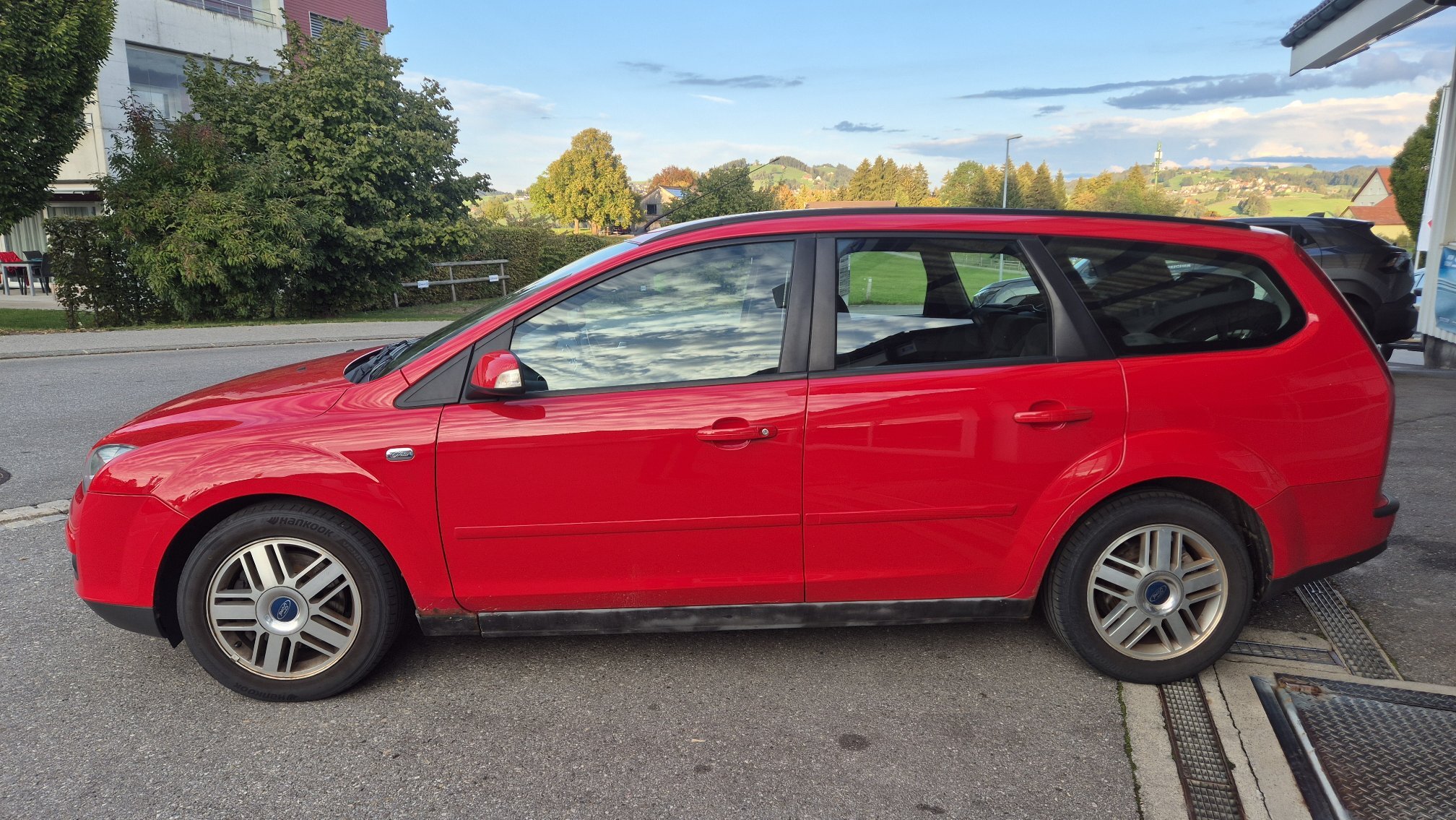 FORD FOCUS 2.0I 16V — zdjęcie 2