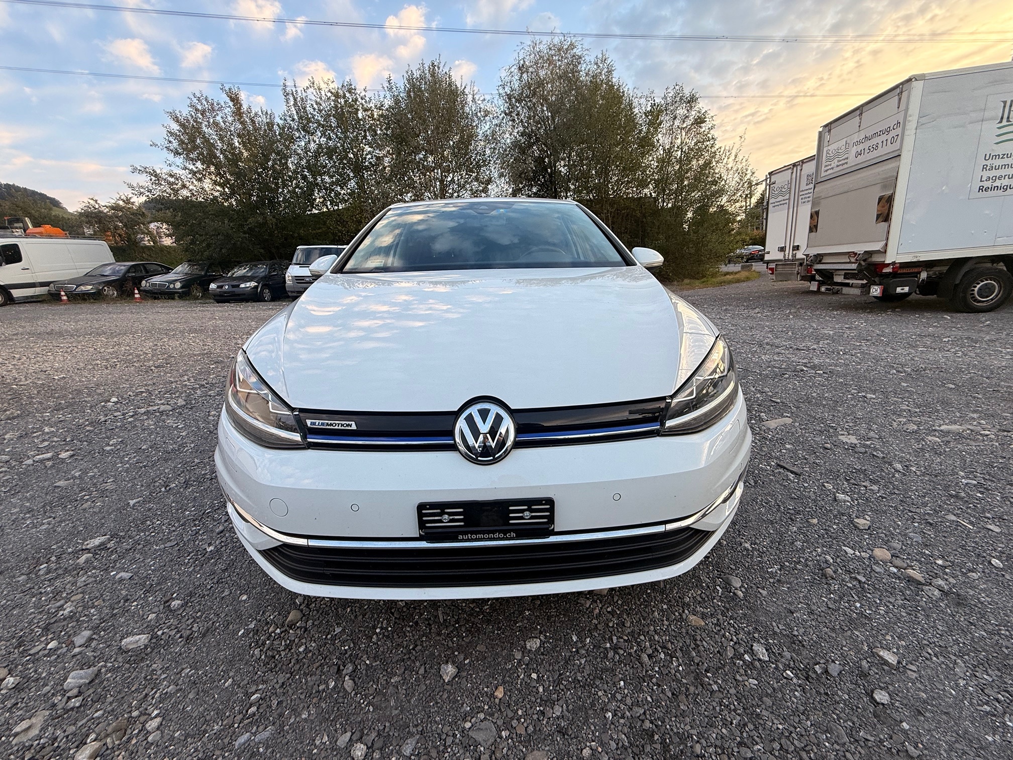 VW Golf 7 1.5 *Automat / MFK bis 06.2028 / Rückfahrkamera und vieles mehr* — zdjęcie 2