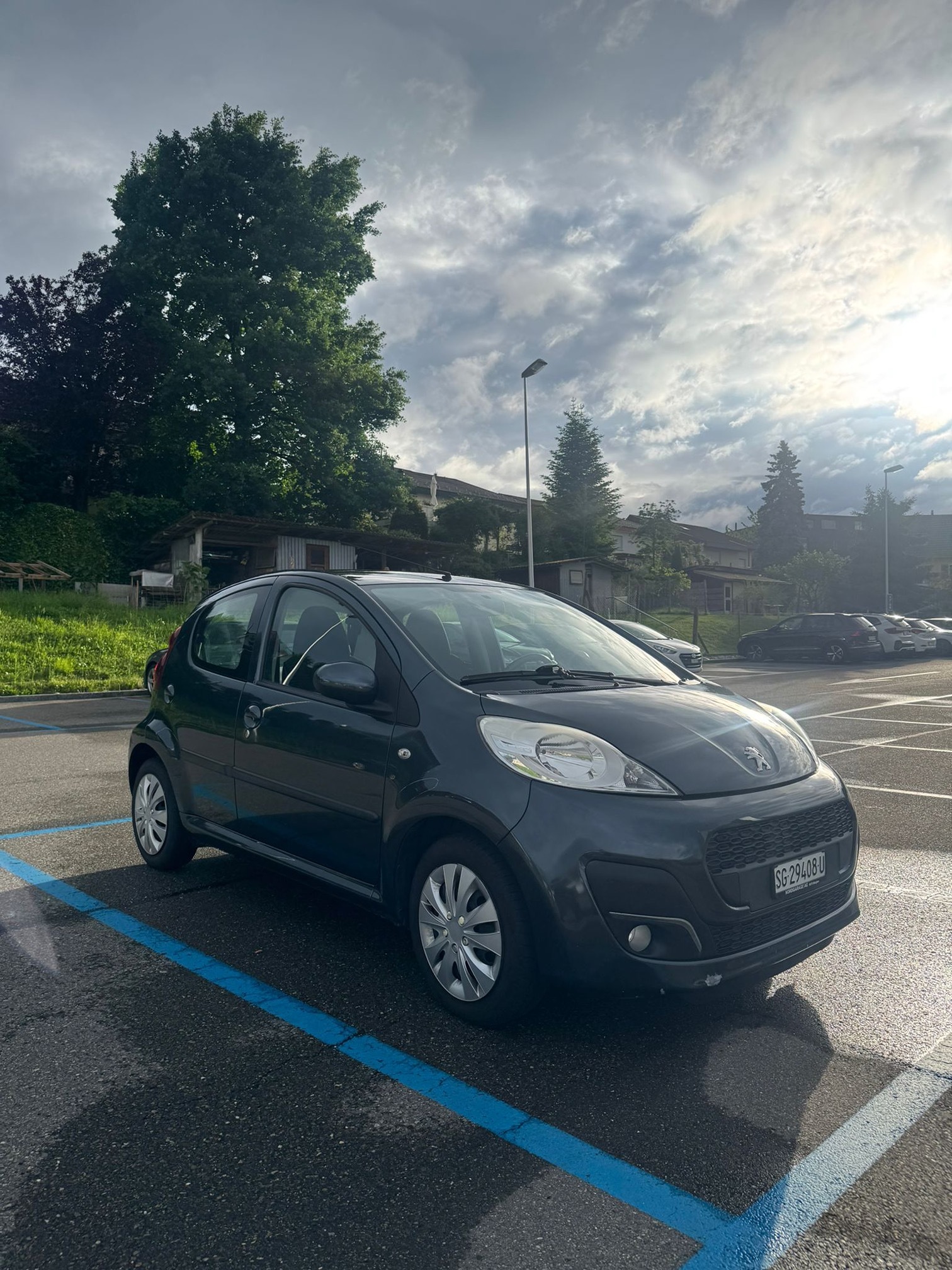 PEUGEOT 107 1.0i — zdjęcie 3