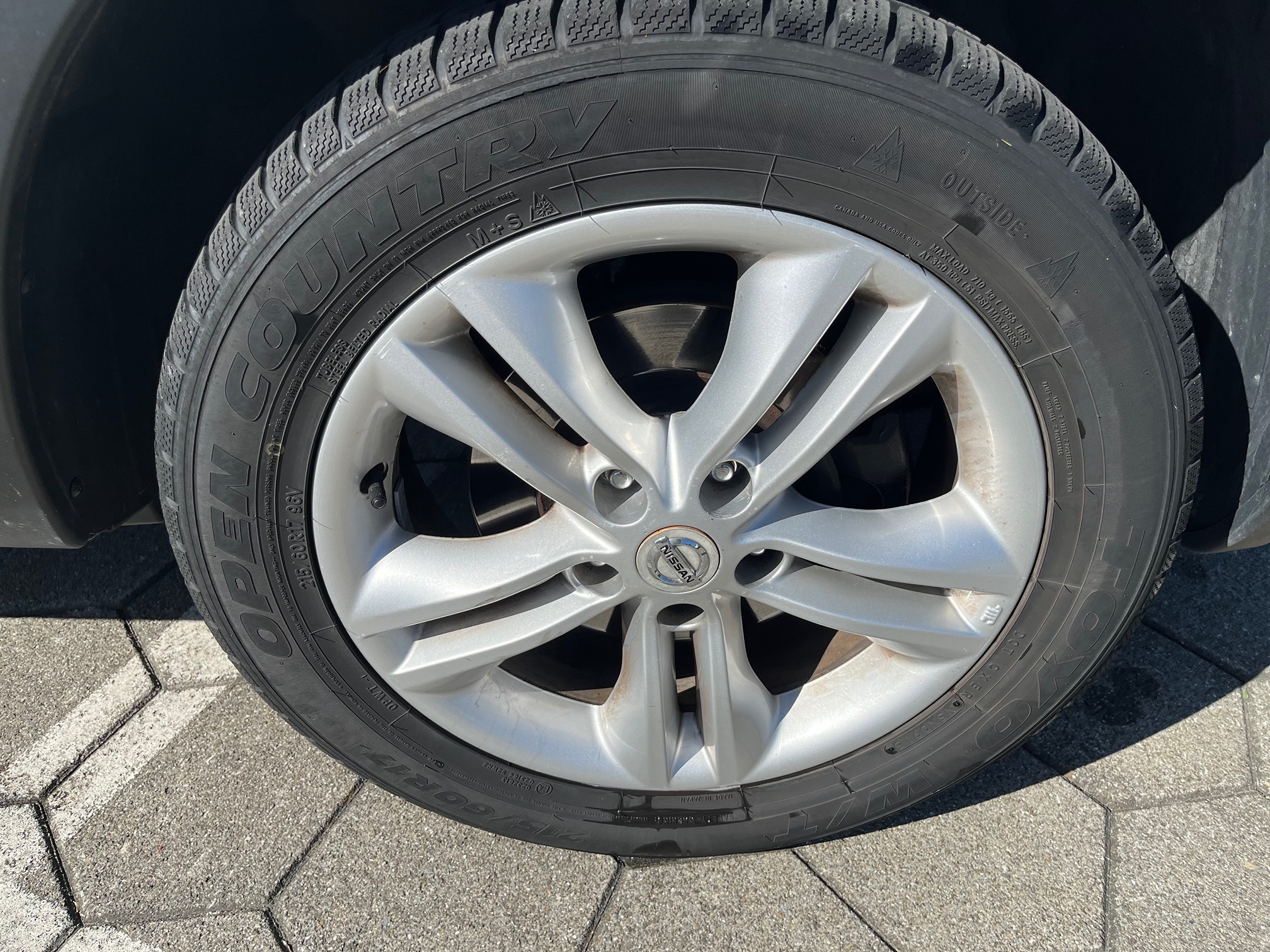 NISSAN Qashqai 2.0 4x4 — zdjęcie 5