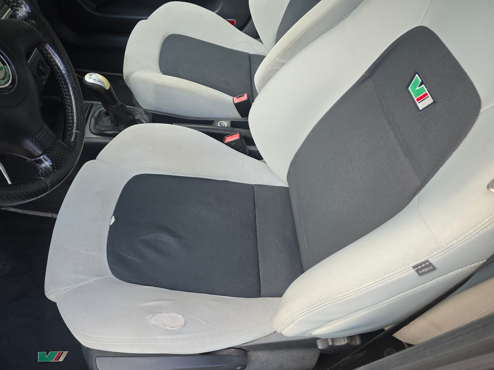 SKODA Fabia RS 1.9TDI — zdjęcie 10