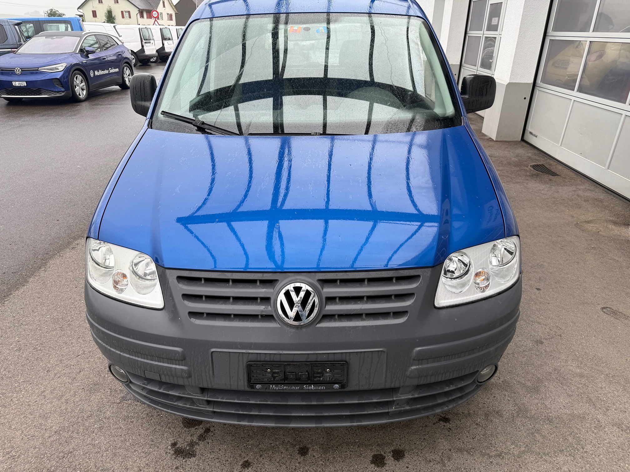 VW Caddy — zdjęcie 1
