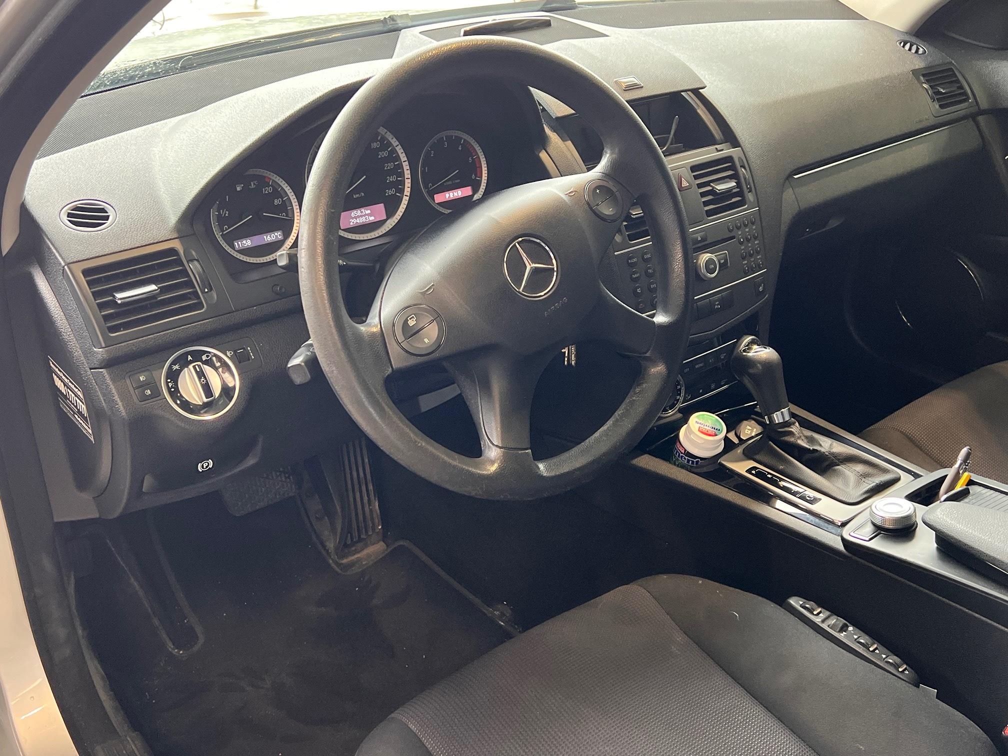 MERCEDES-BENZ C 220 — zdjęcie 6