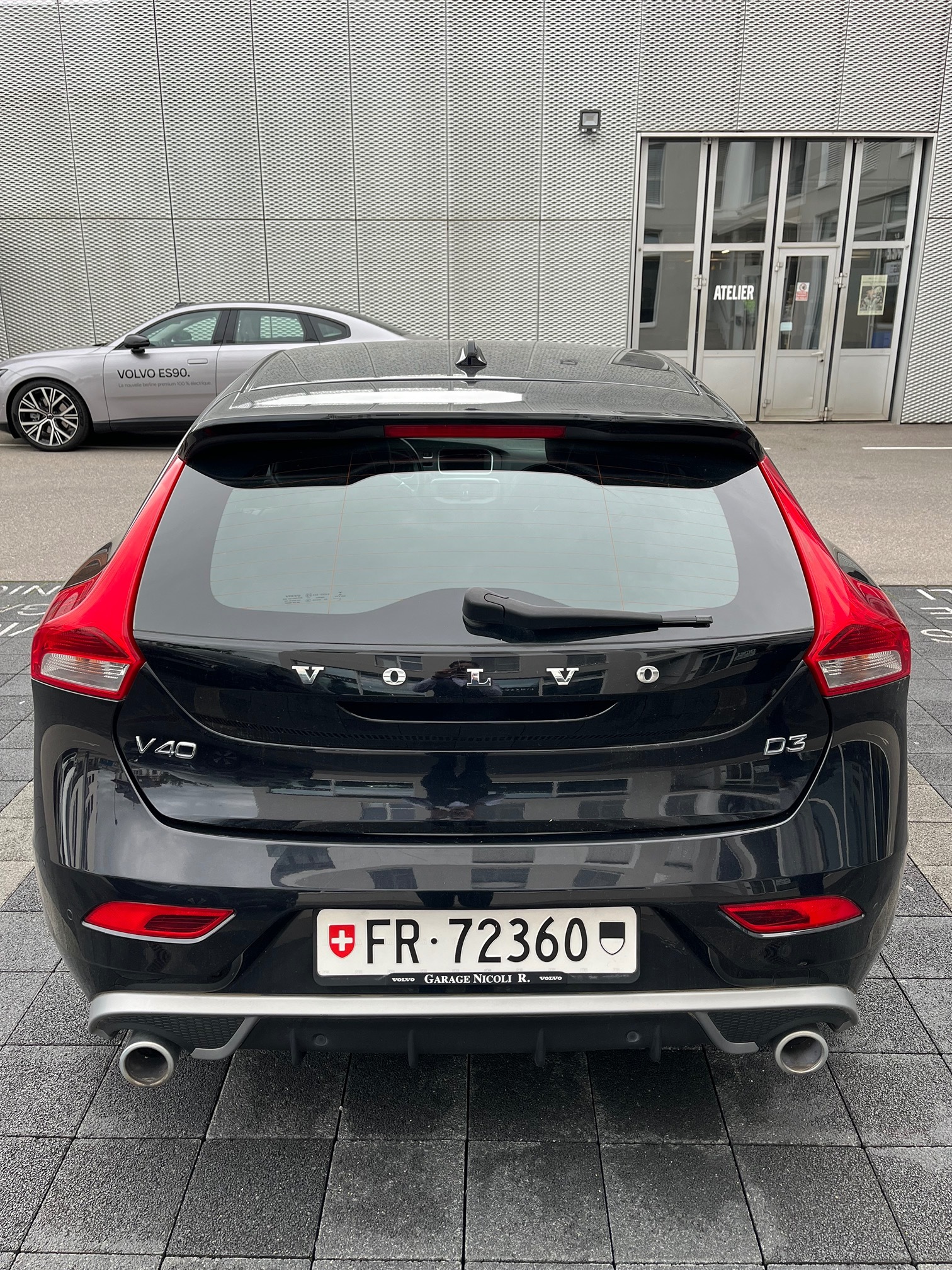 VOLVO V40 D3 — zdjęcie 9