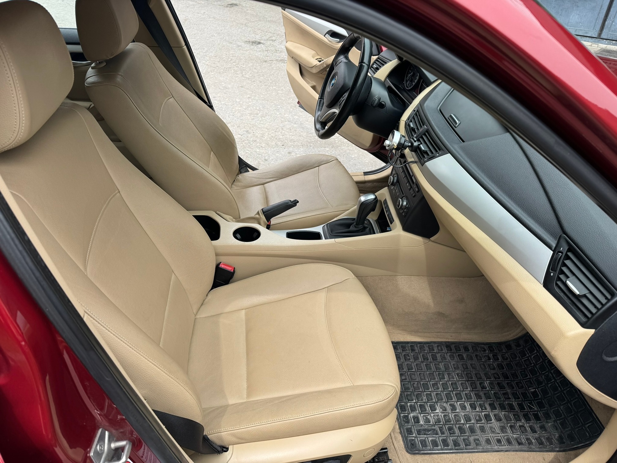 BMW X1 xDrive23d — zdjęcie 10