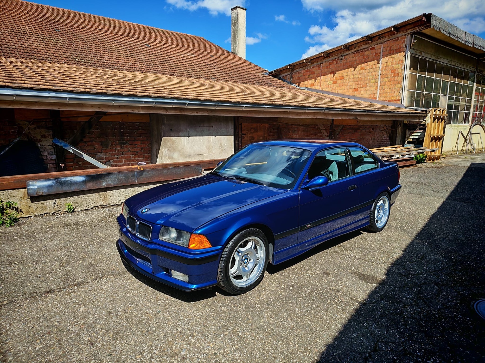 BMW M3 — zdjęcie 12