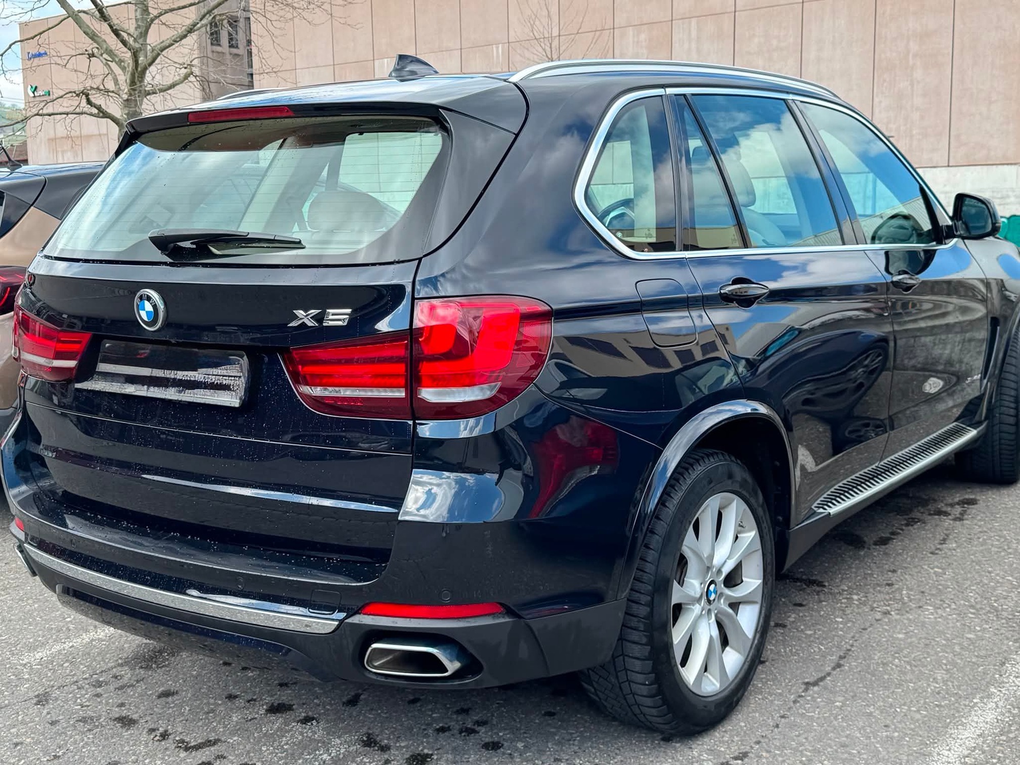 BMW X5 xDrive40d — zdjęcie 2