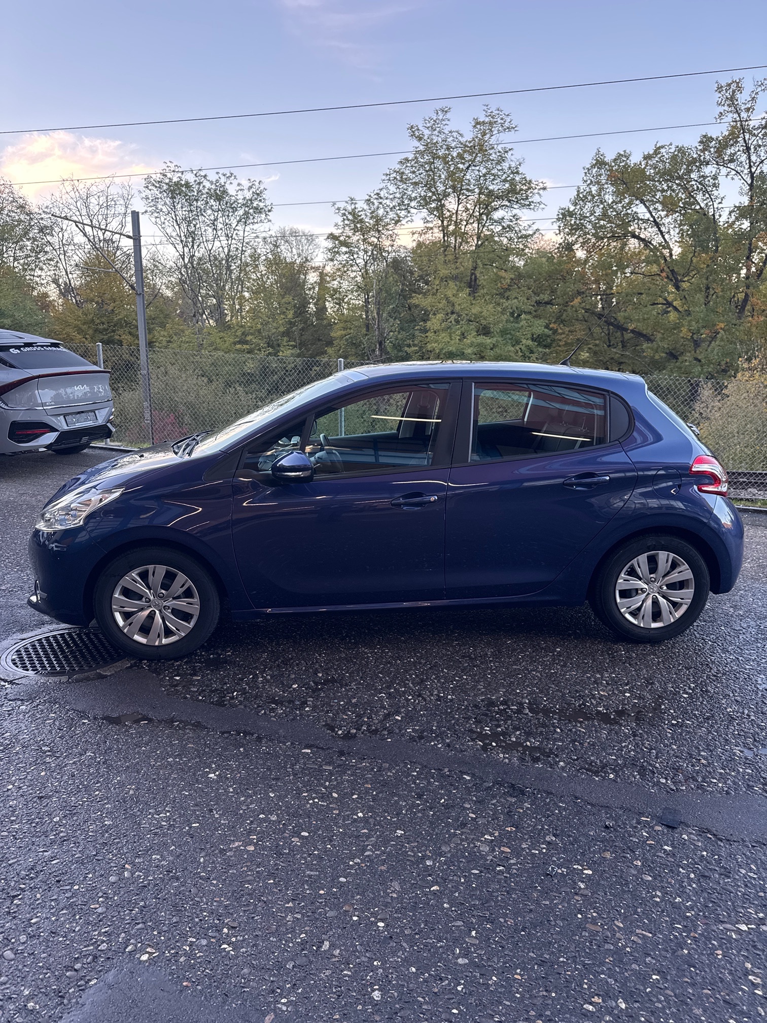 PEUGEOT 208 1.4 VTi — zdjęcie 4