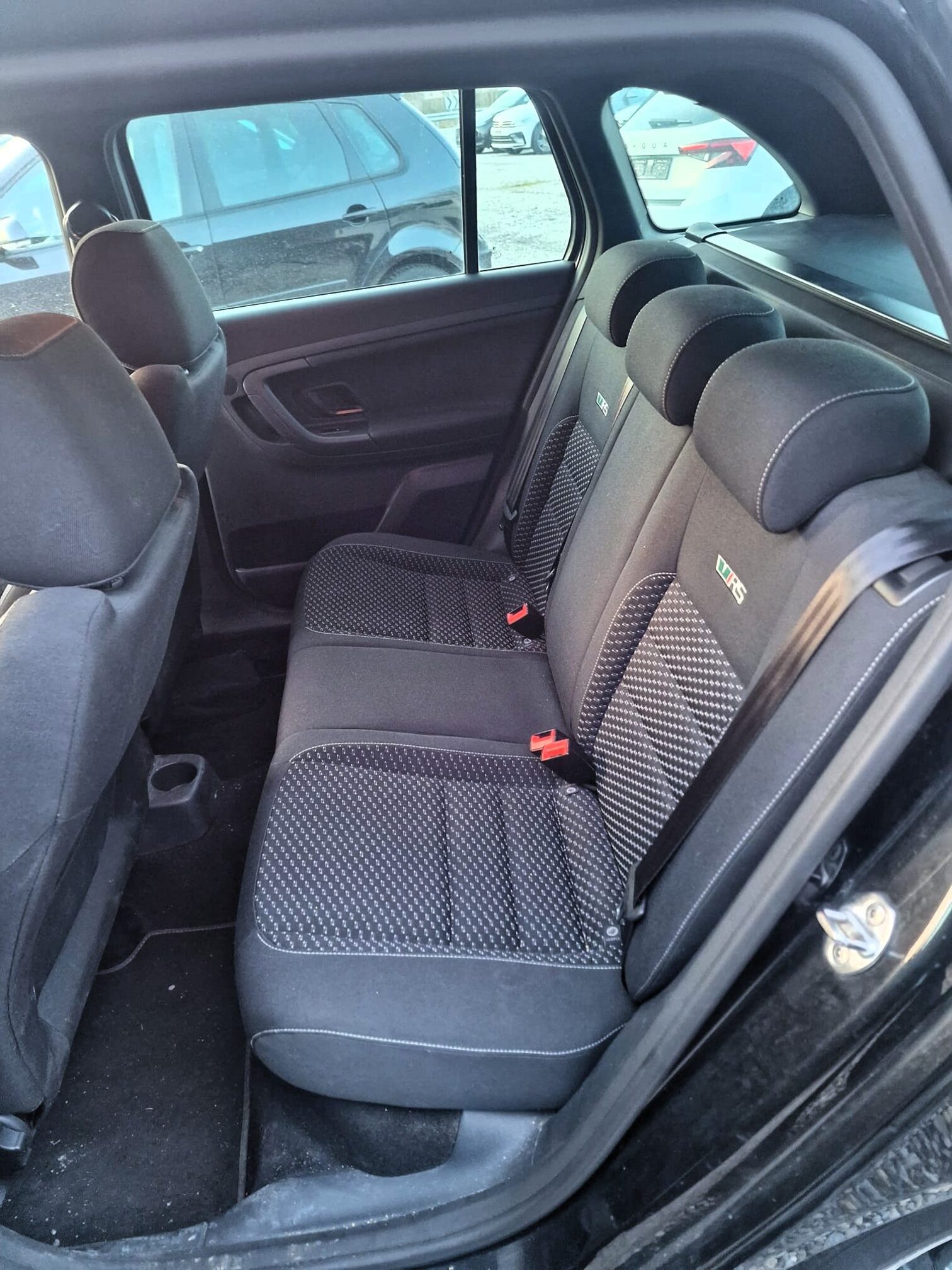 SKODA Fabia Combi RS — zdjęcie 8