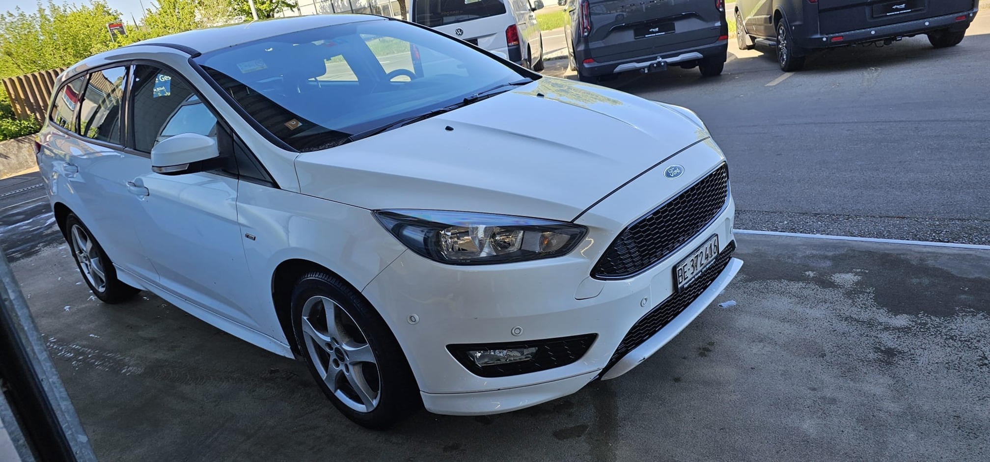 FORD Focus 1.0 SCTi — zdjęcie 2