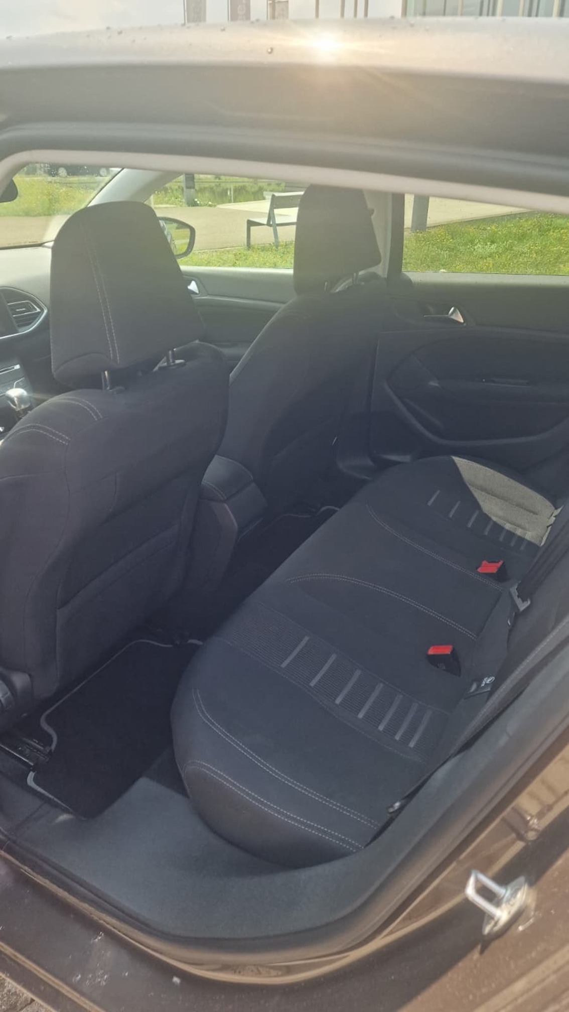 PEUGEOT 308 1.6HDi SST — zdjęcie 10