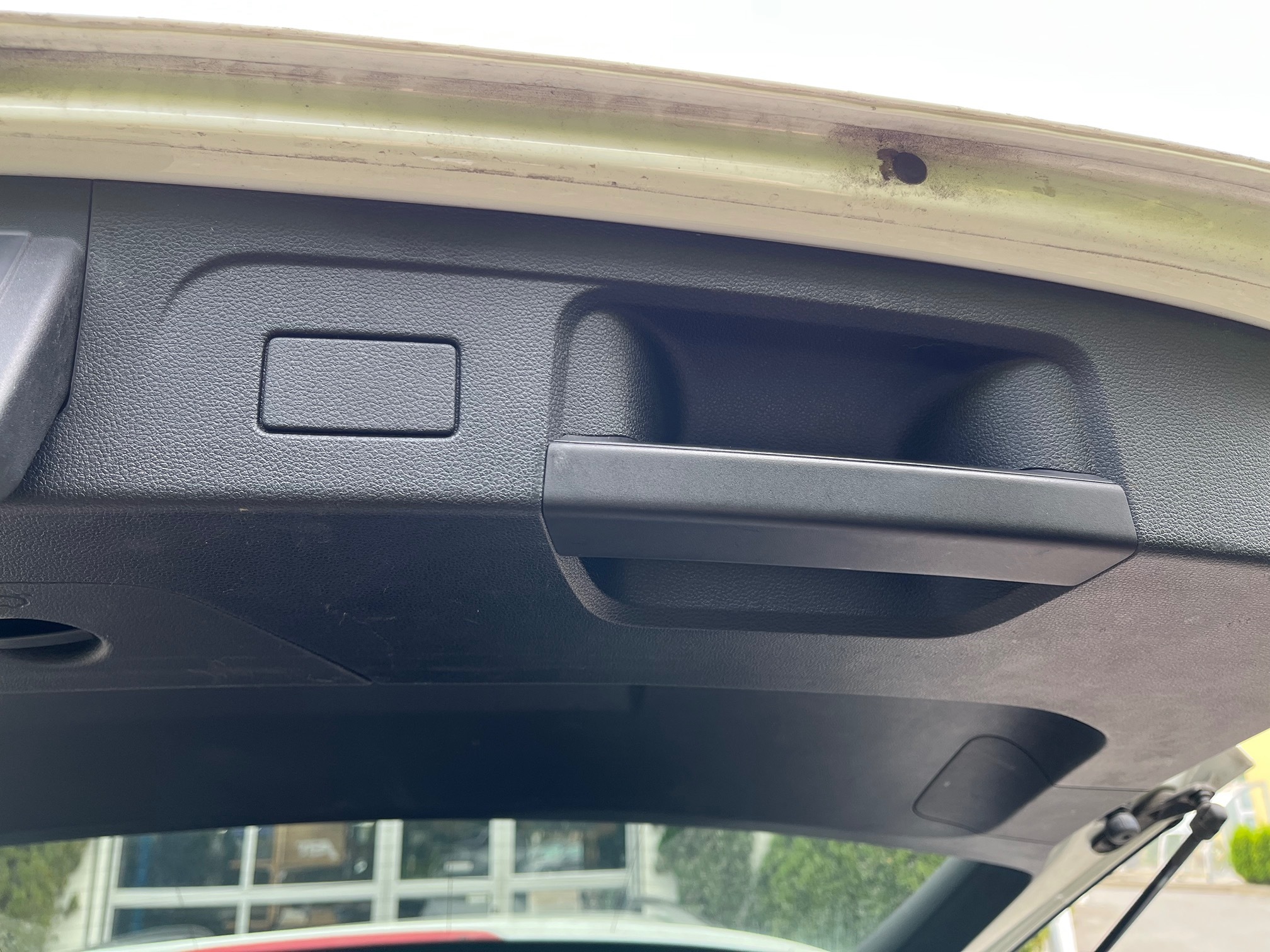 VW Touran 2.0 TDI Comfortline Automat — zdjęcie 13