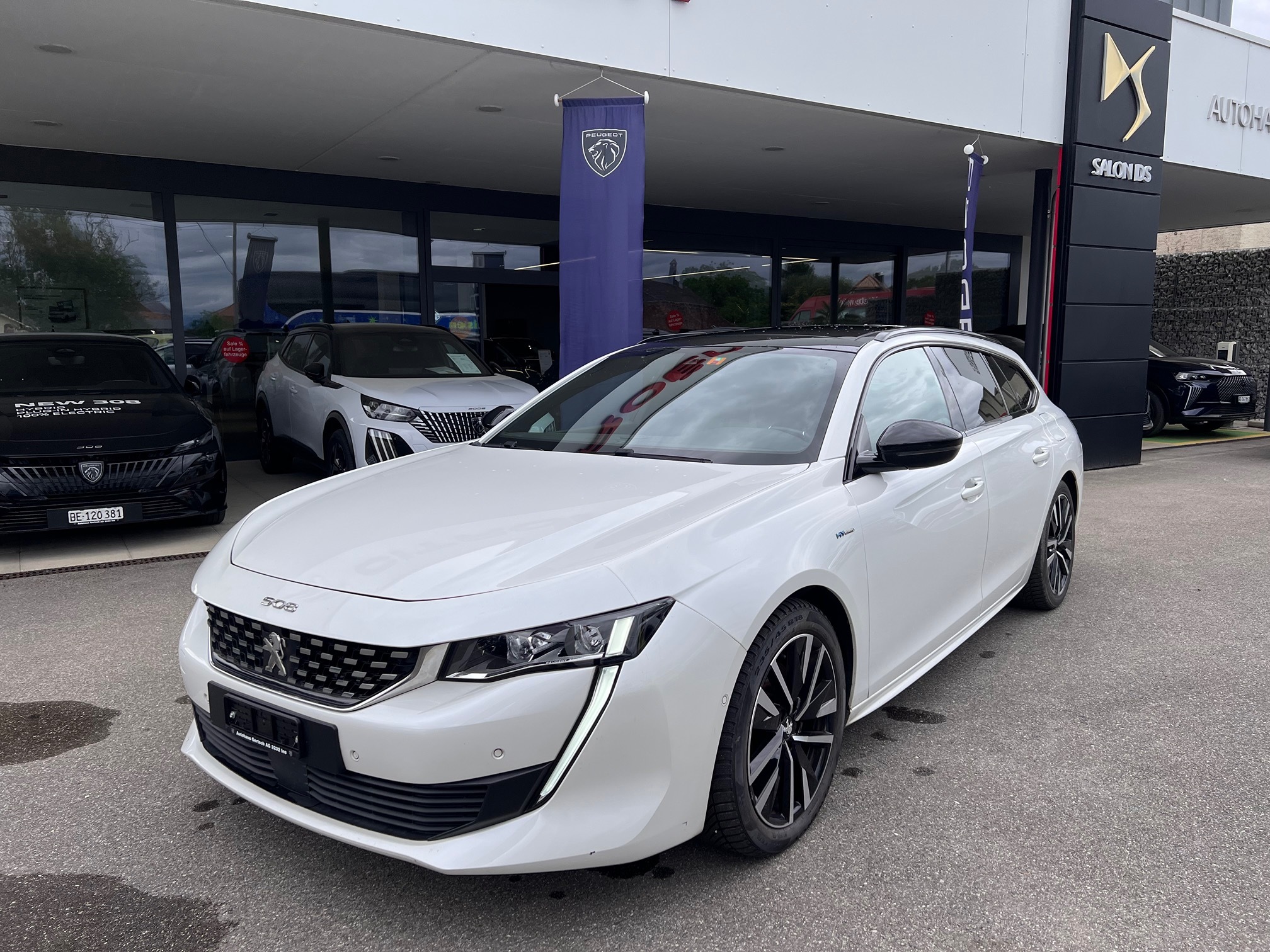 PEUGEOT 508 1.6i Hybrid — zdjęcie 1
