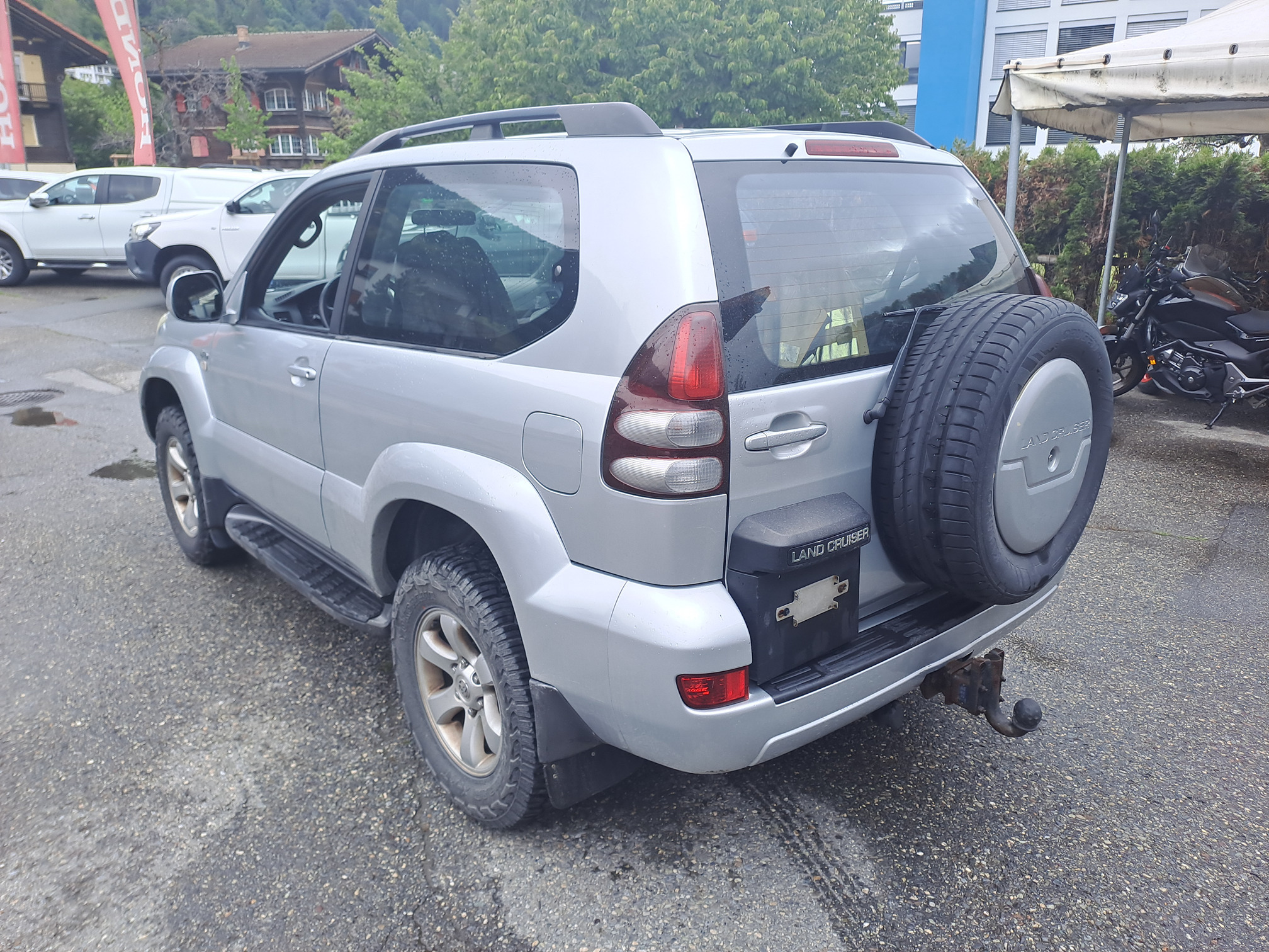 TOYOTA Land Cruiser — zdjęcie 5