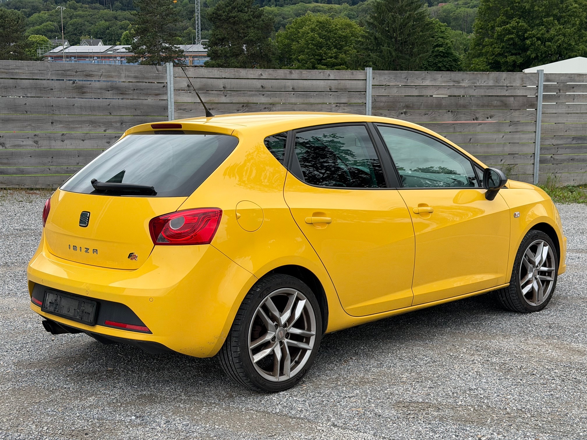 SEAT Ibiza 1.4TFSI — zdjęcie 5