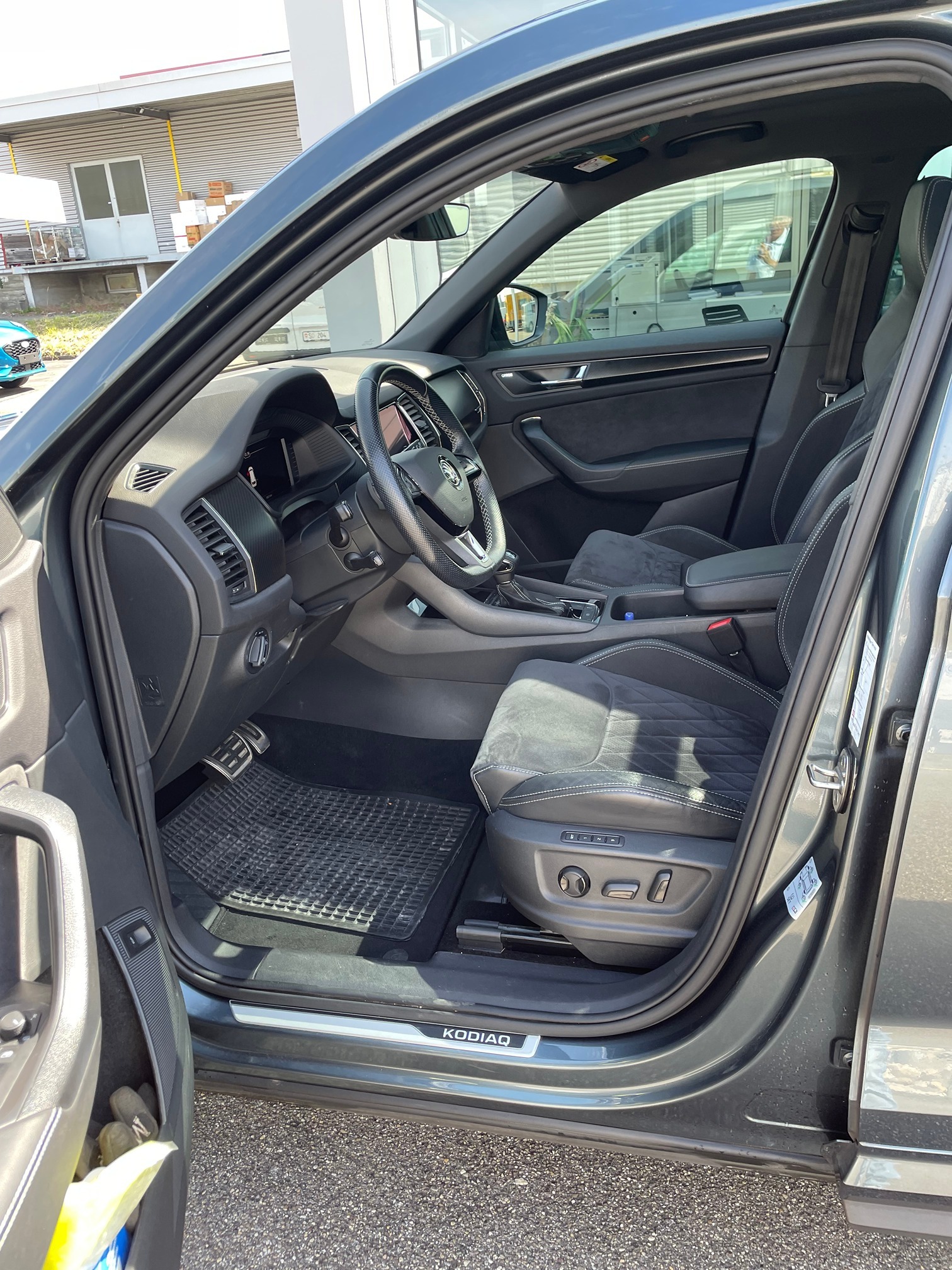 SKODA Kodiaq 2.0TSI 4x4 — zdjęcie 6