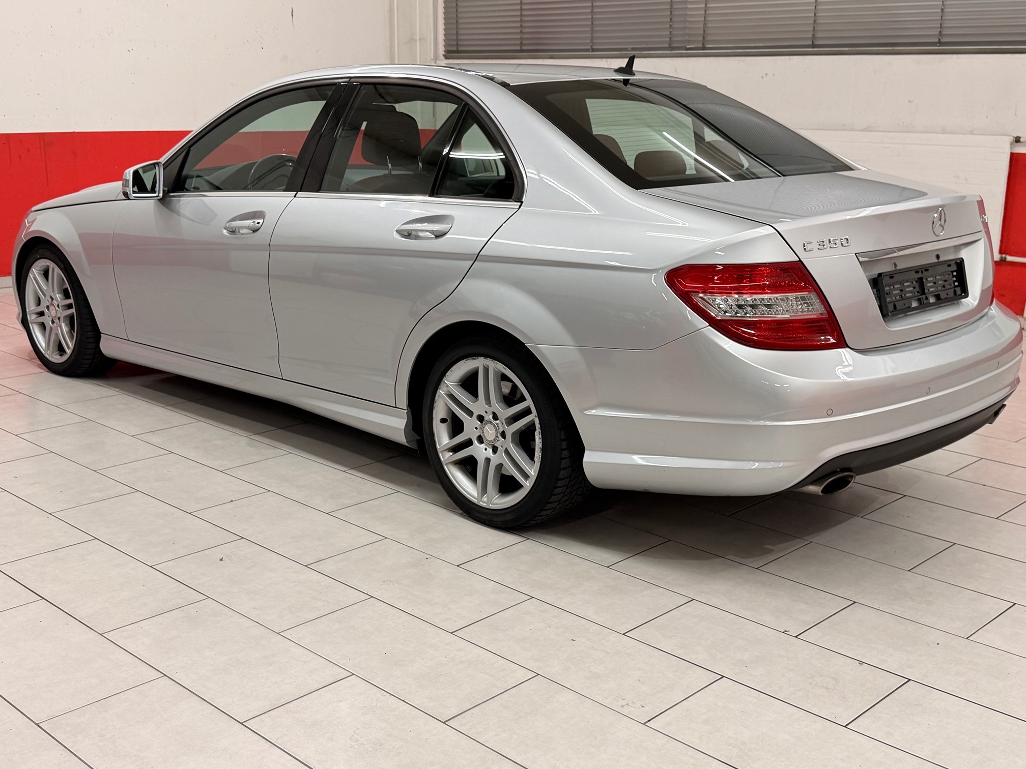 MERCEDES-BENZ C 350 4-m — zdjęcie 15