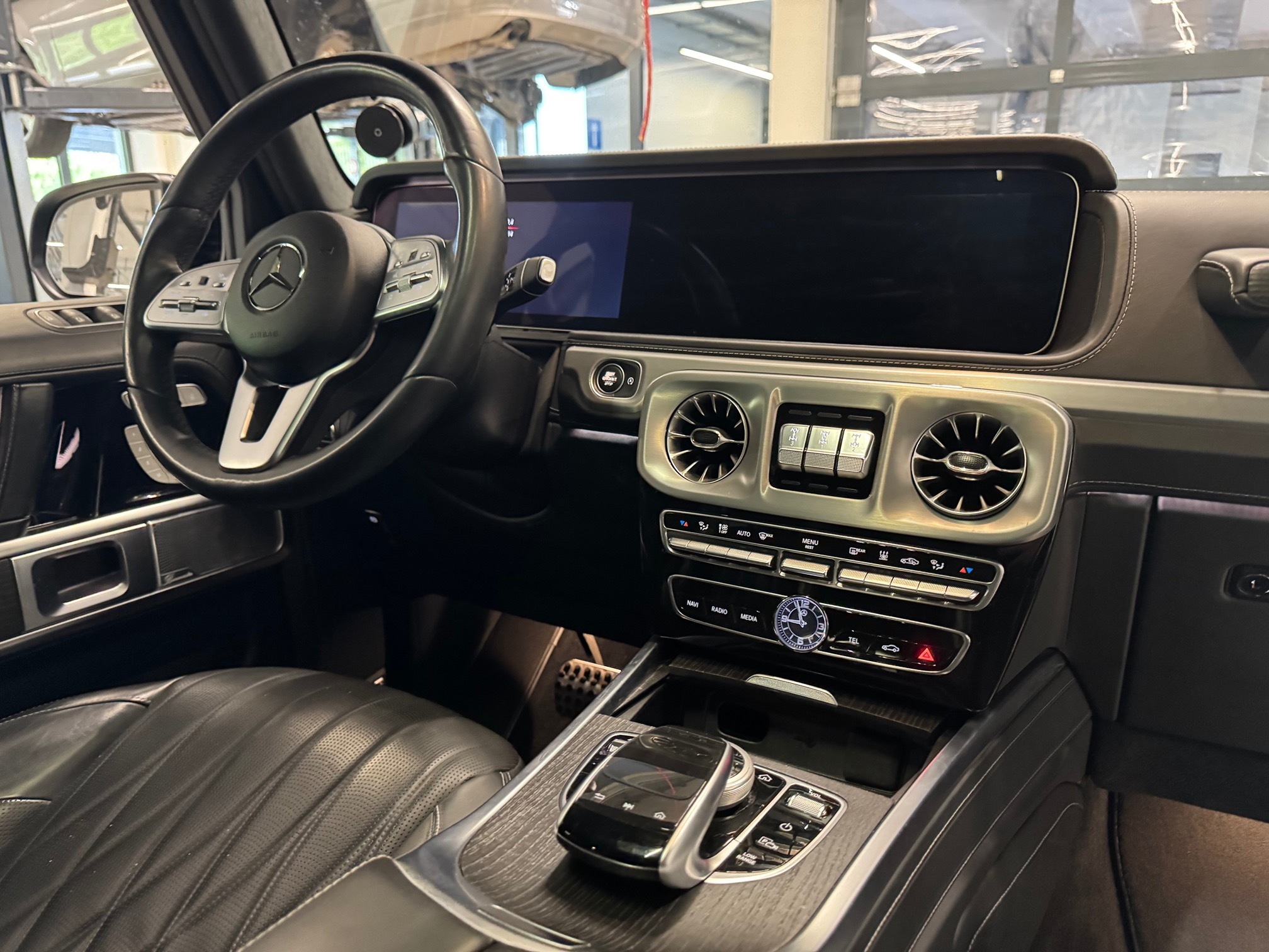 MERCEDES-BENZ G 500 — zdjęcie 9