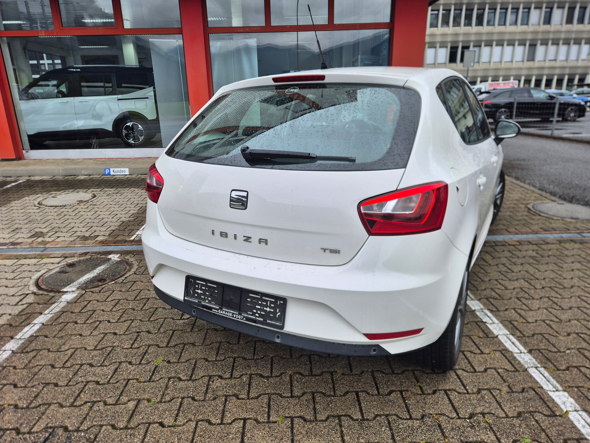 SEAT Ibiza 1.2 TSI ECO ab MFK 6.26 — zdjęcie 9