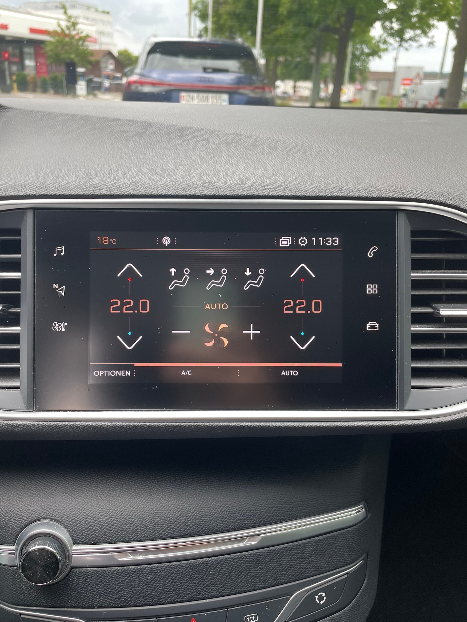 PEUGEOT 308 1.5 HDi STT — zdjęcie 15