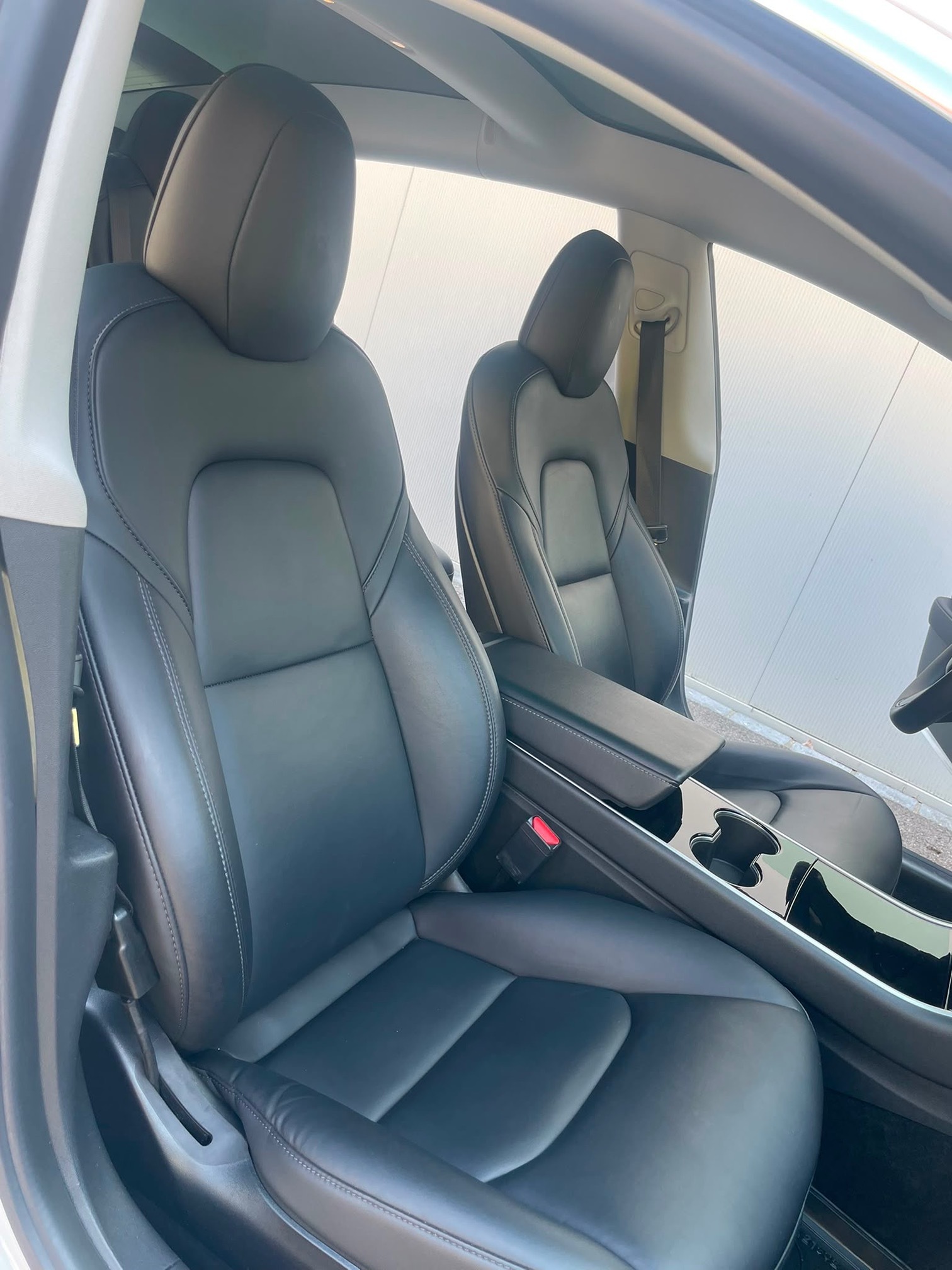 TESLA Model 3 — zdjęcie 8