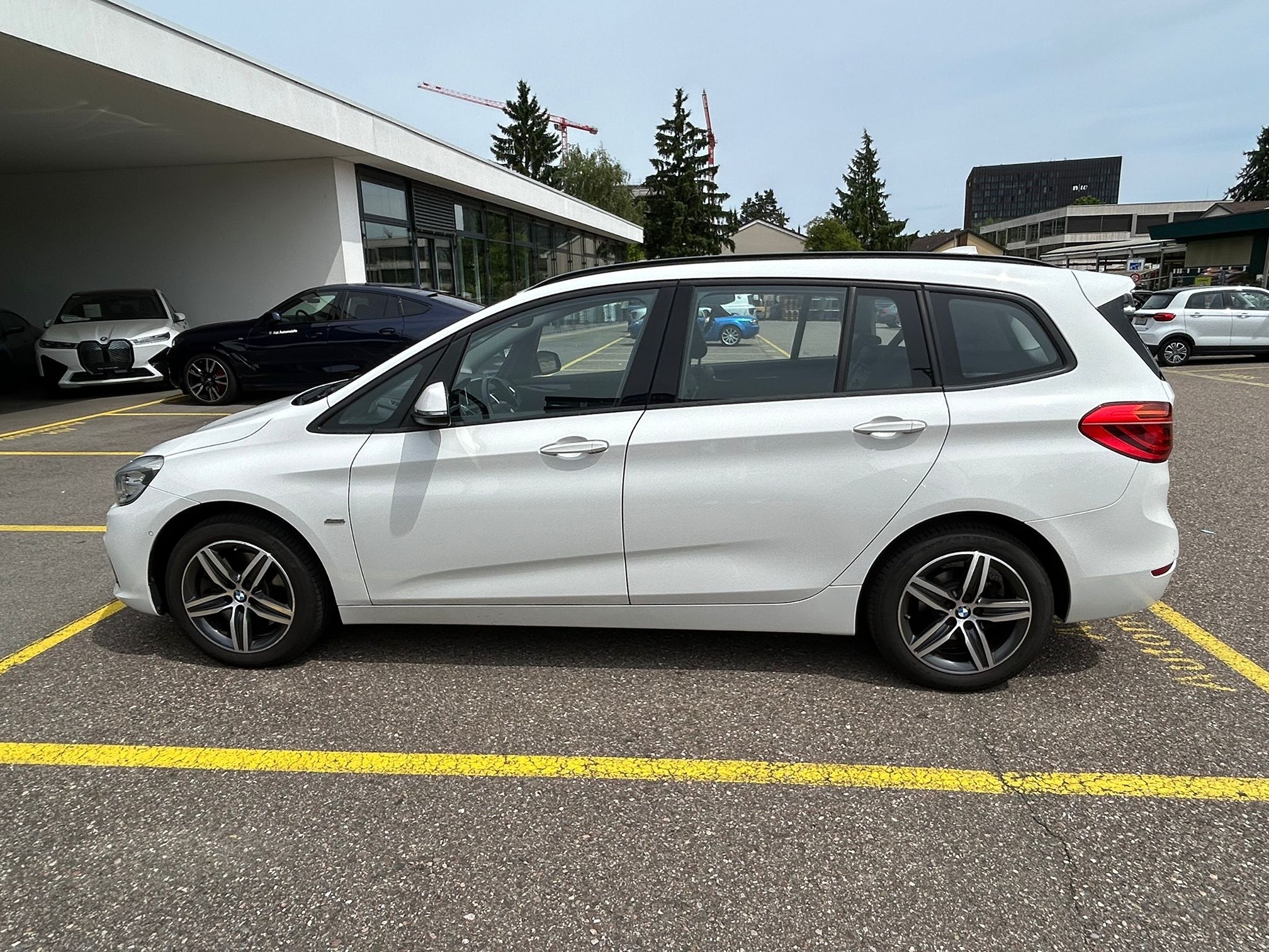 BMW 220i — zdjęcie 3