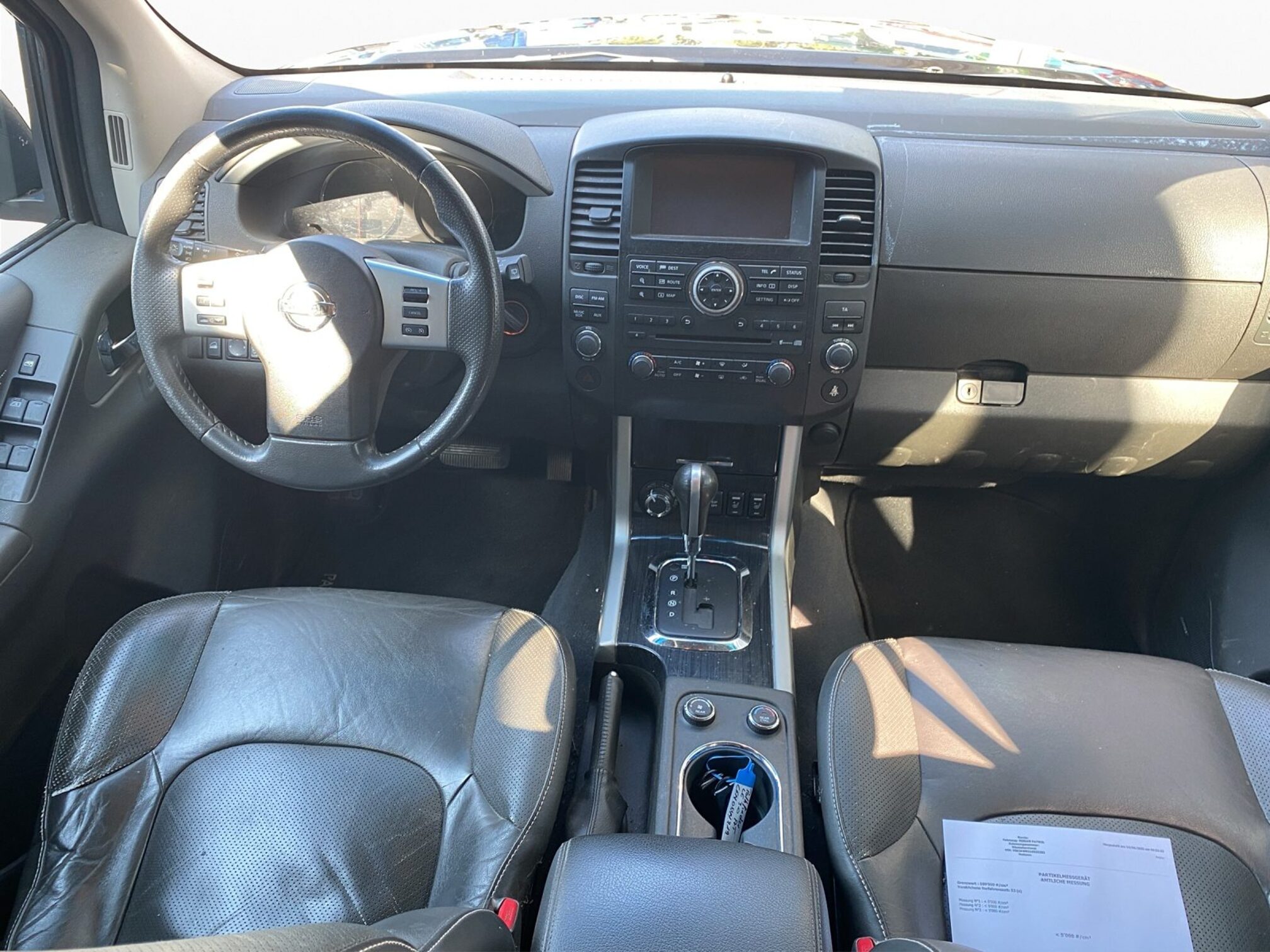 NISSAN Pathfinder — zdjęcie 10