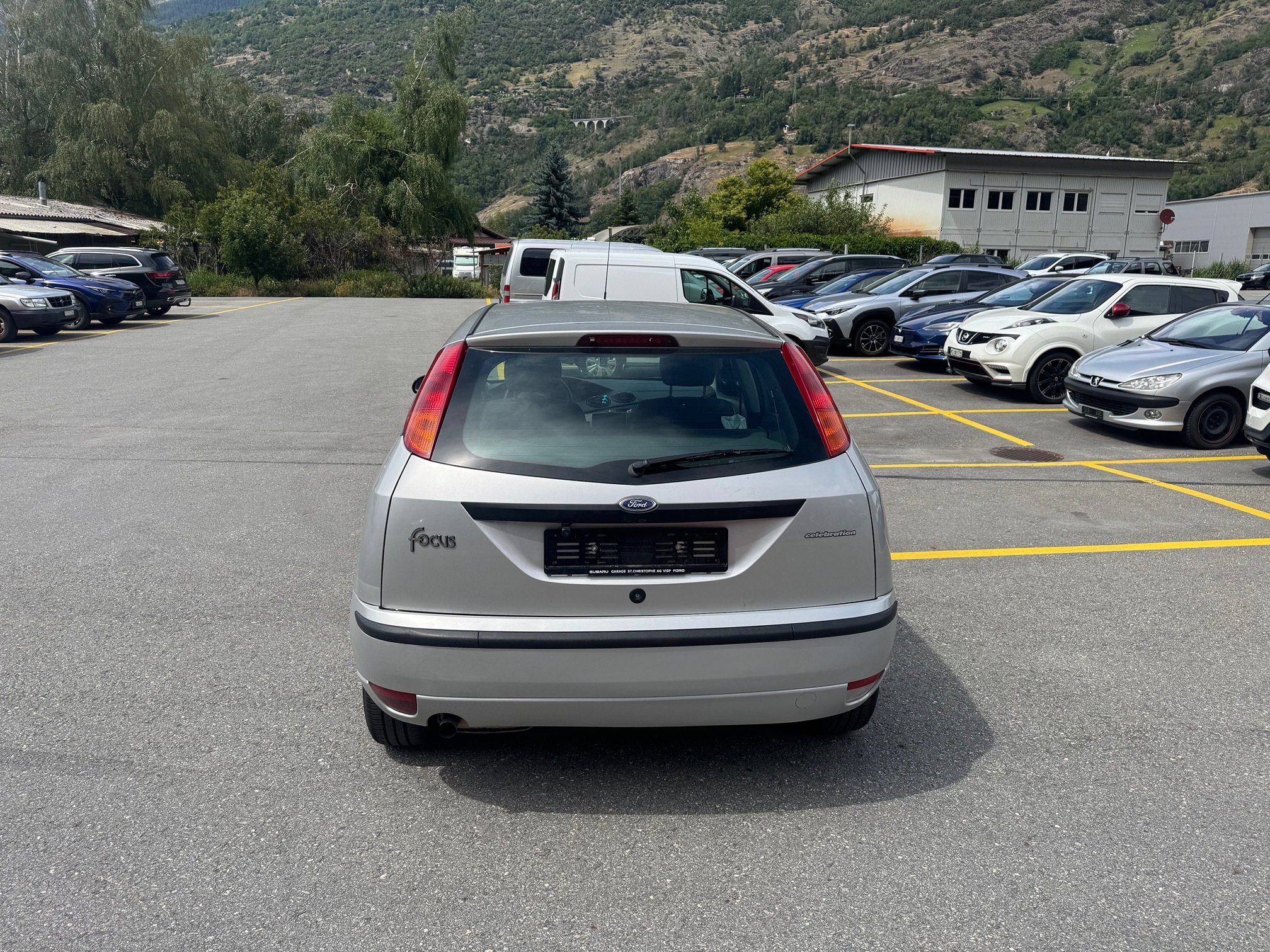 FORD Focus 1.6 16V — zdjęcie 6